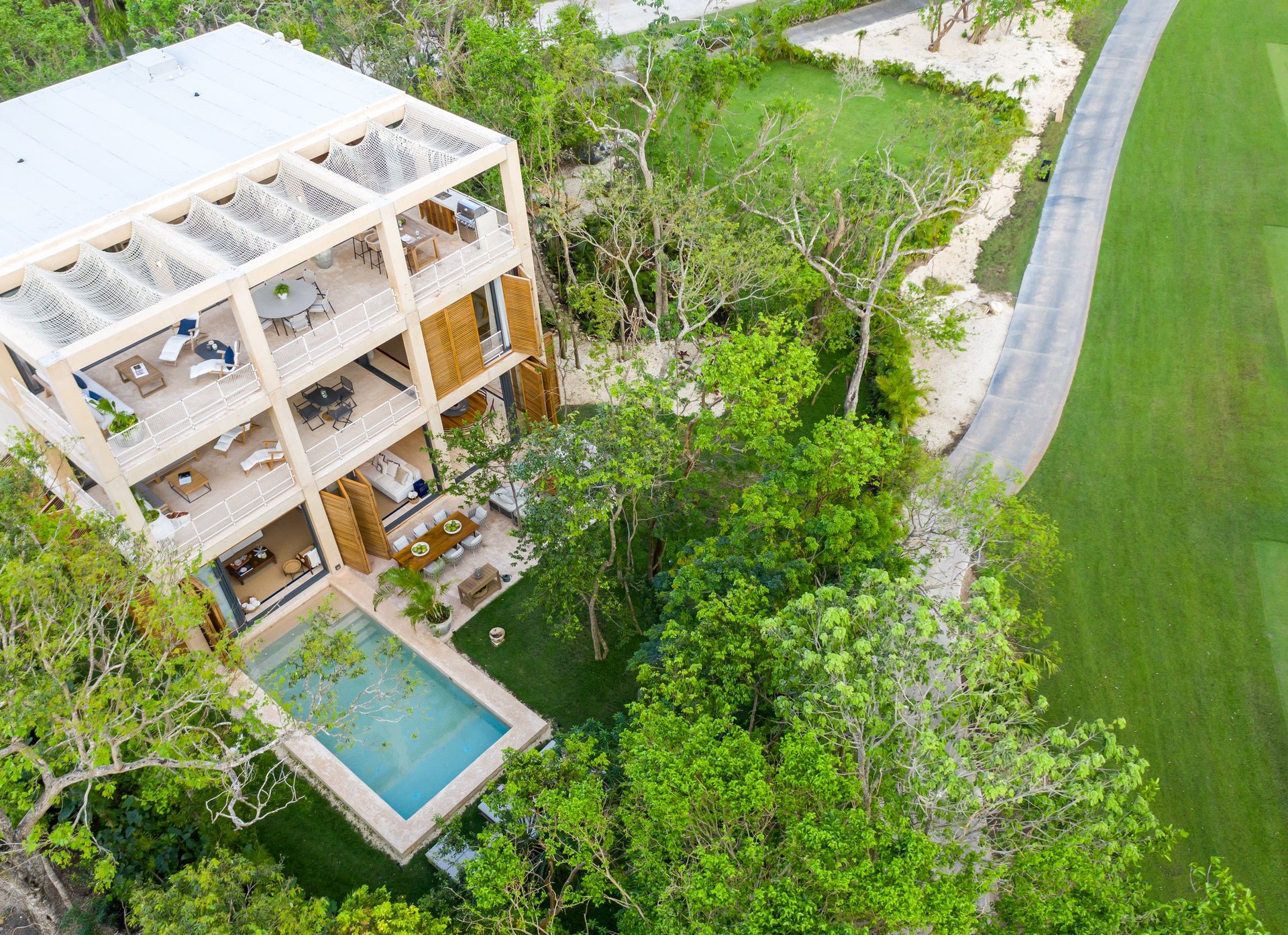 NEW development offering spacious luxury villas, Playa del Carmen Membership Options For Luxury Beach club