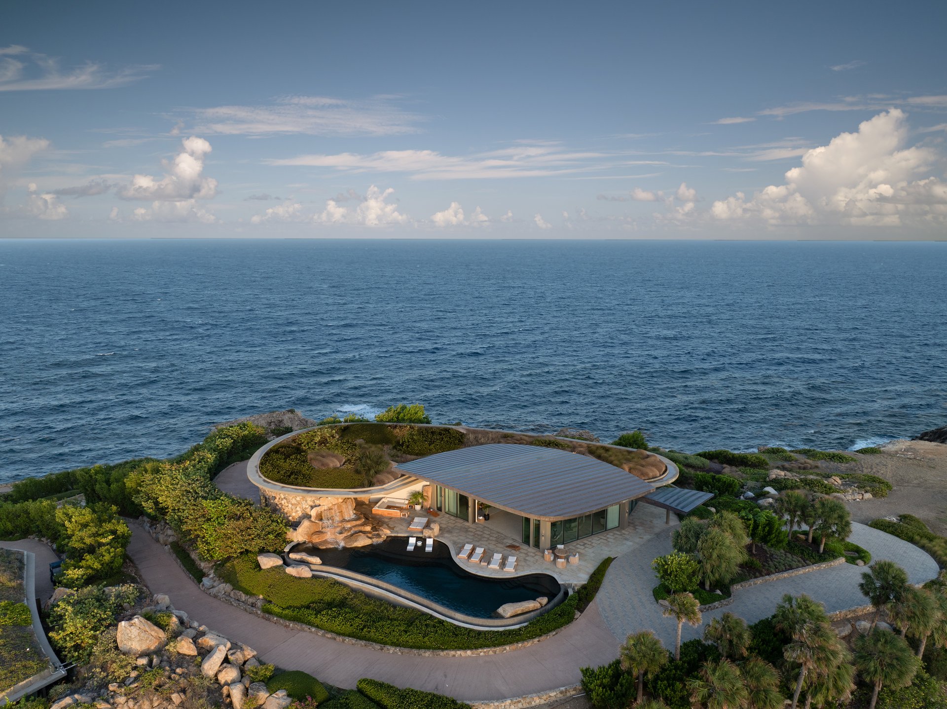 Halo Villa
