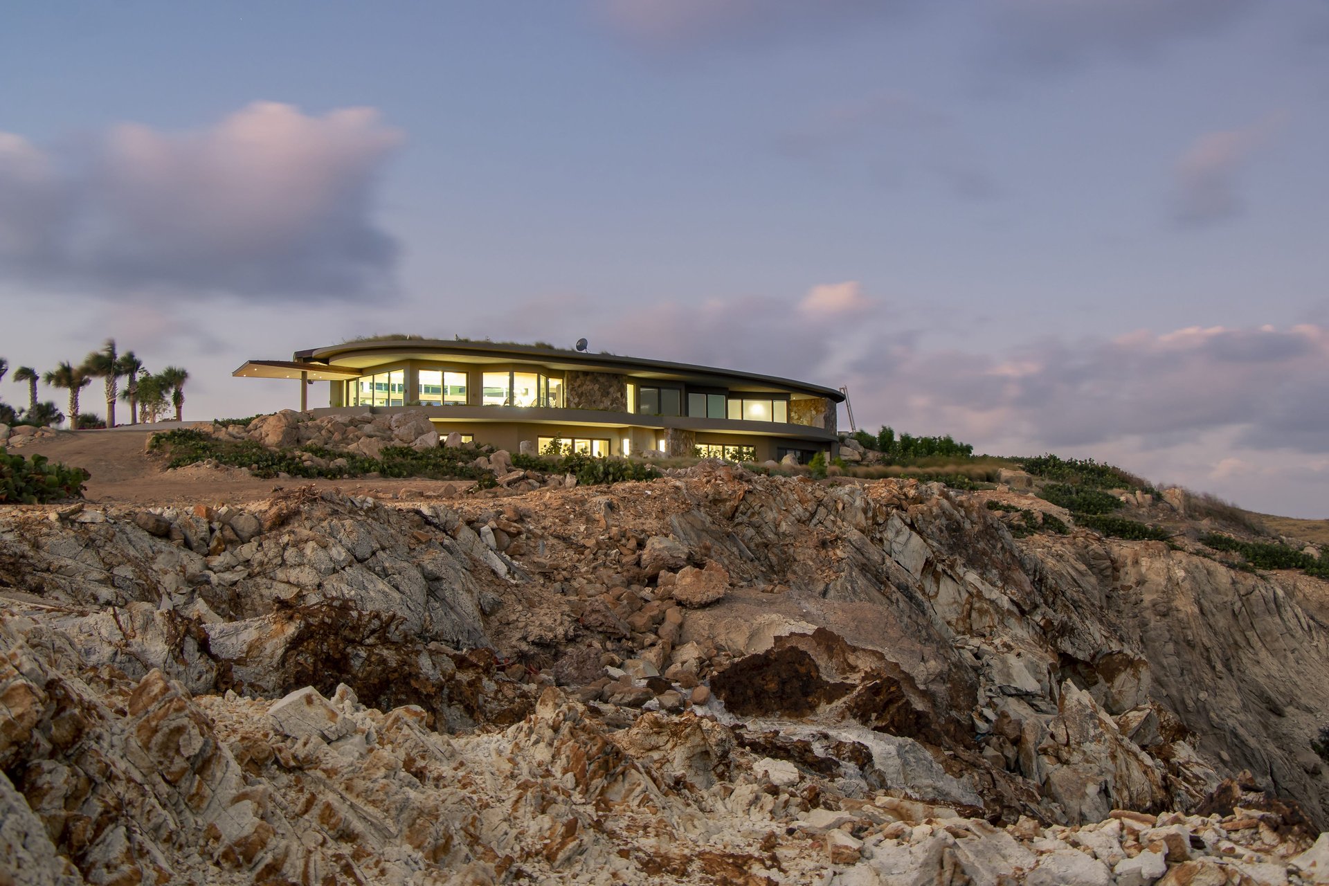 Halo Villa