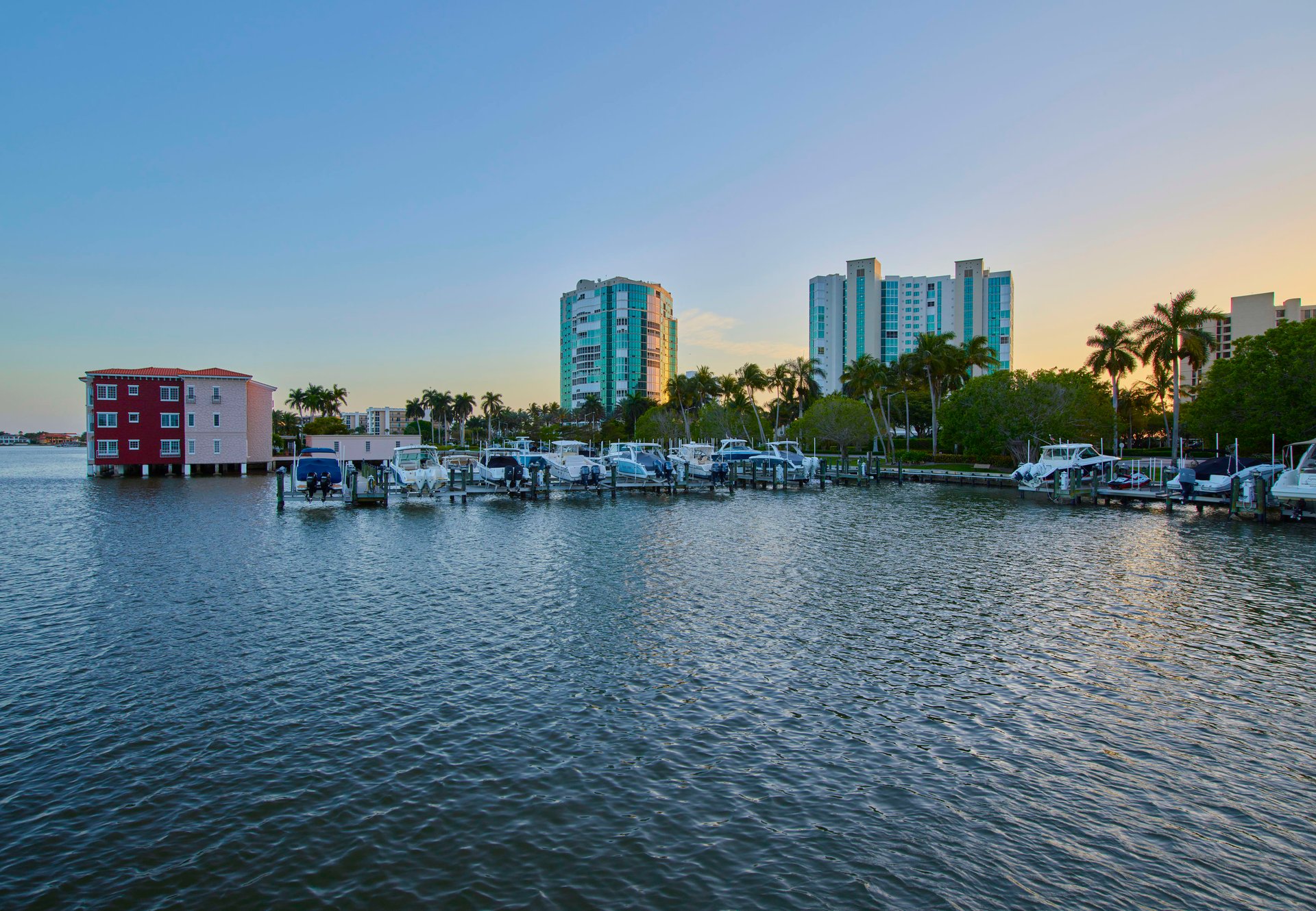 PARK SHORE