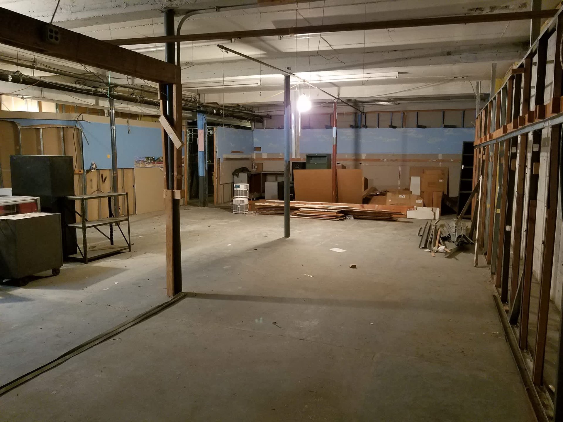 SHOPPING CENTER - INVESTMENT PROPERTY