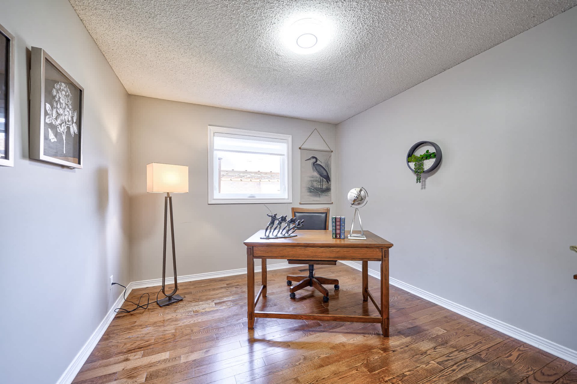 1237 Old Colony Rd