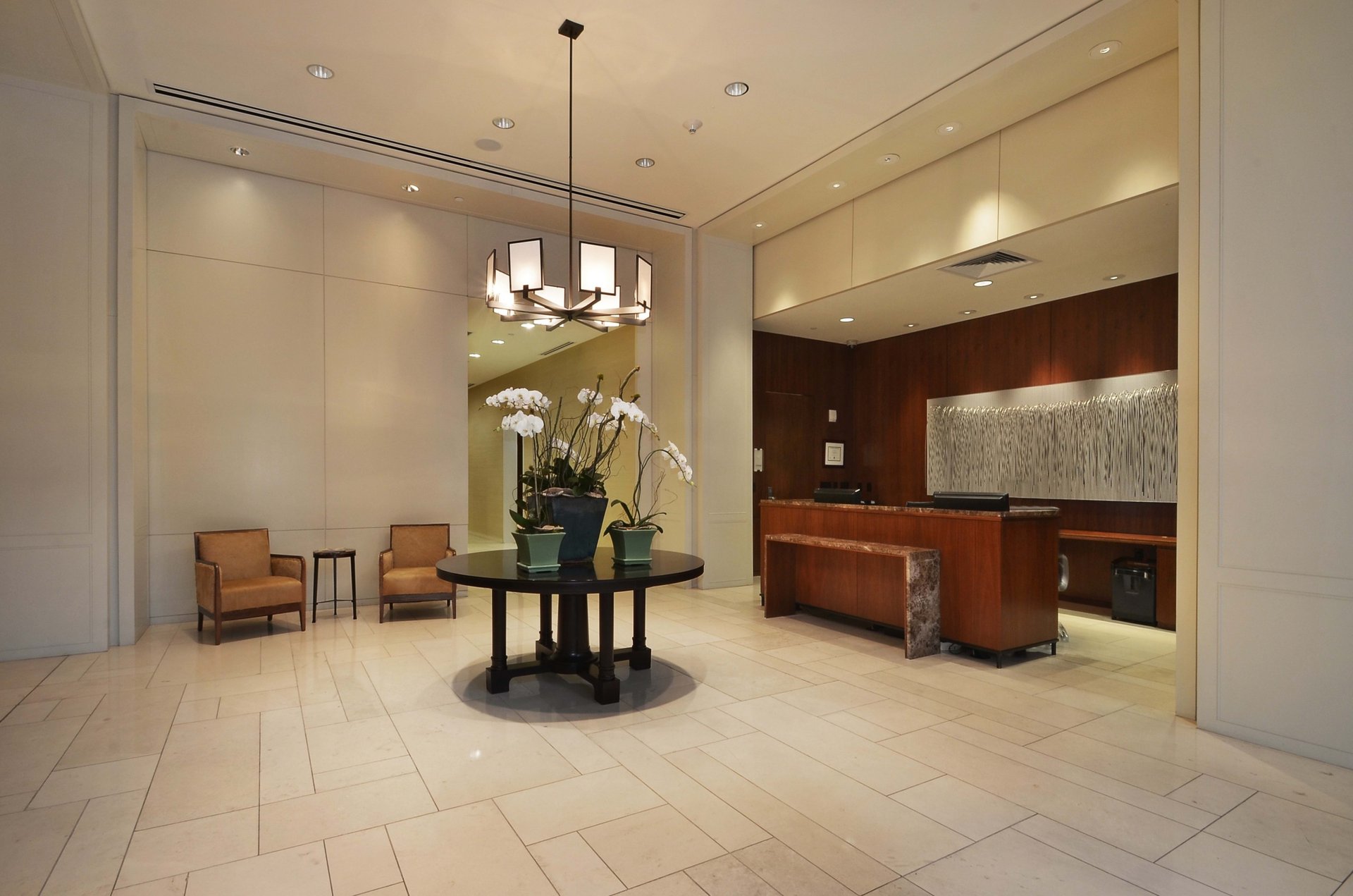 200 Congress Ave #44J
