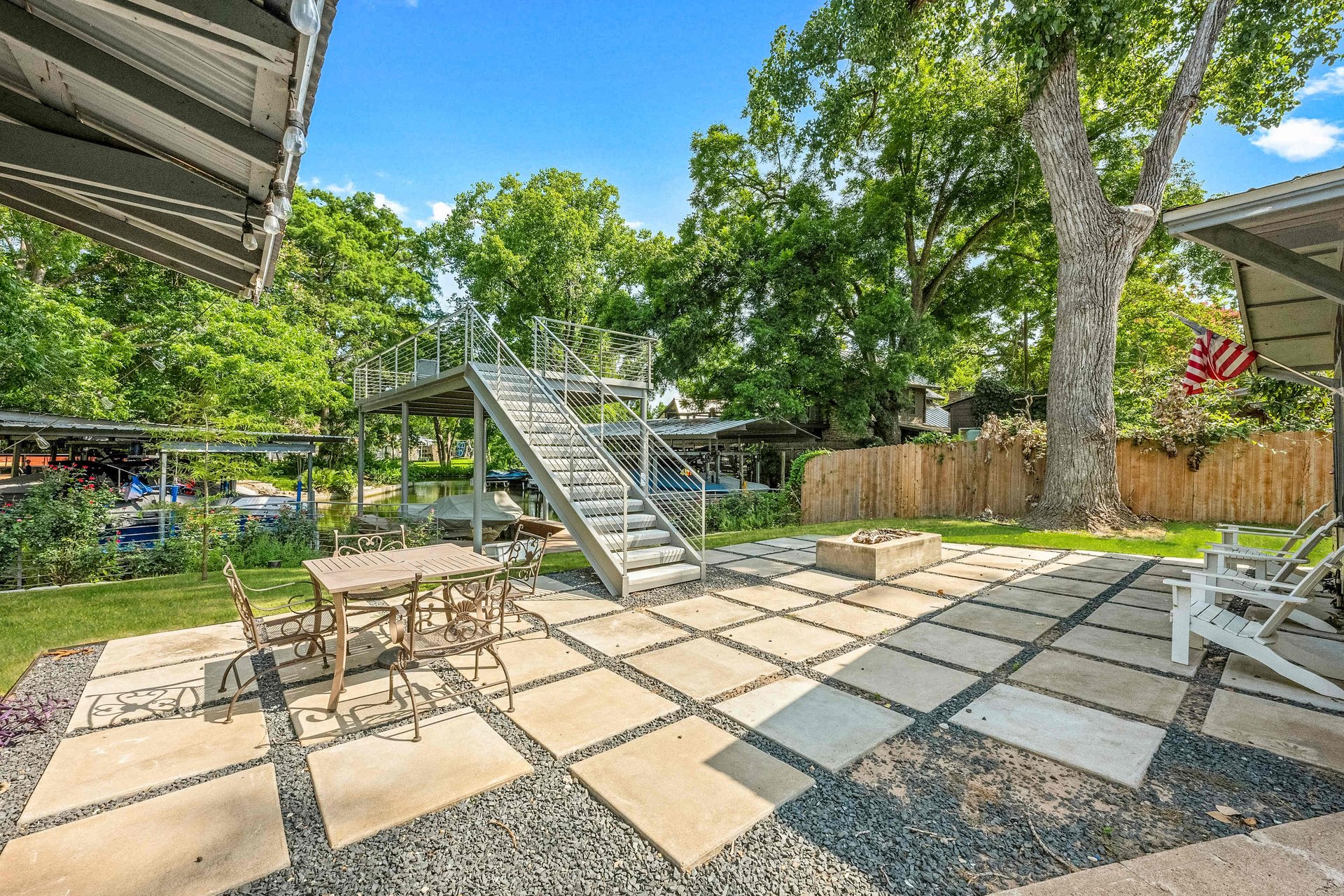4100 Sandy Acre Lane