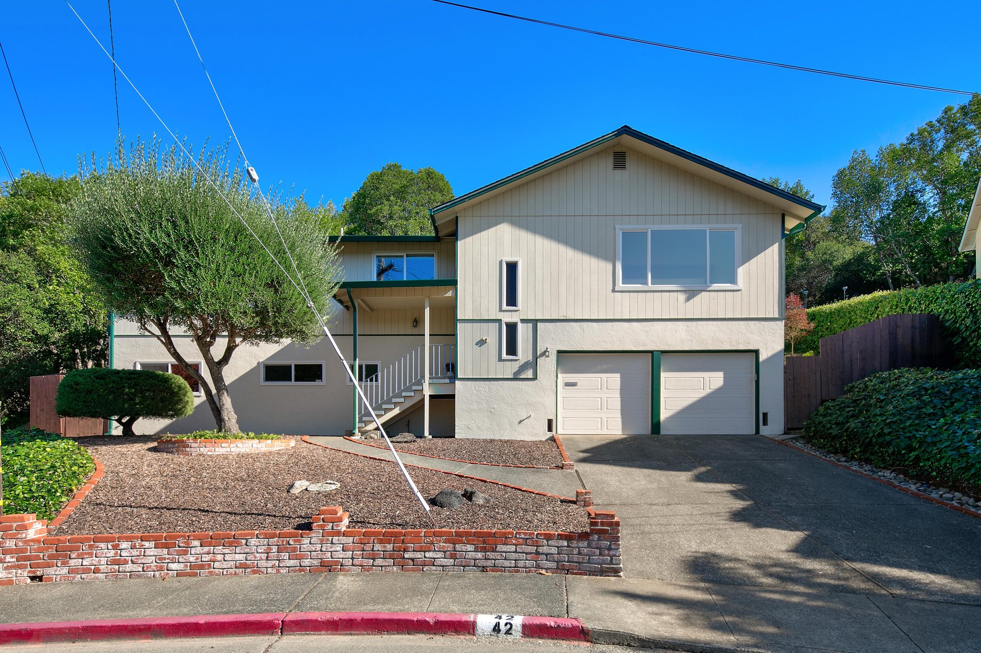 42 Taft Ct