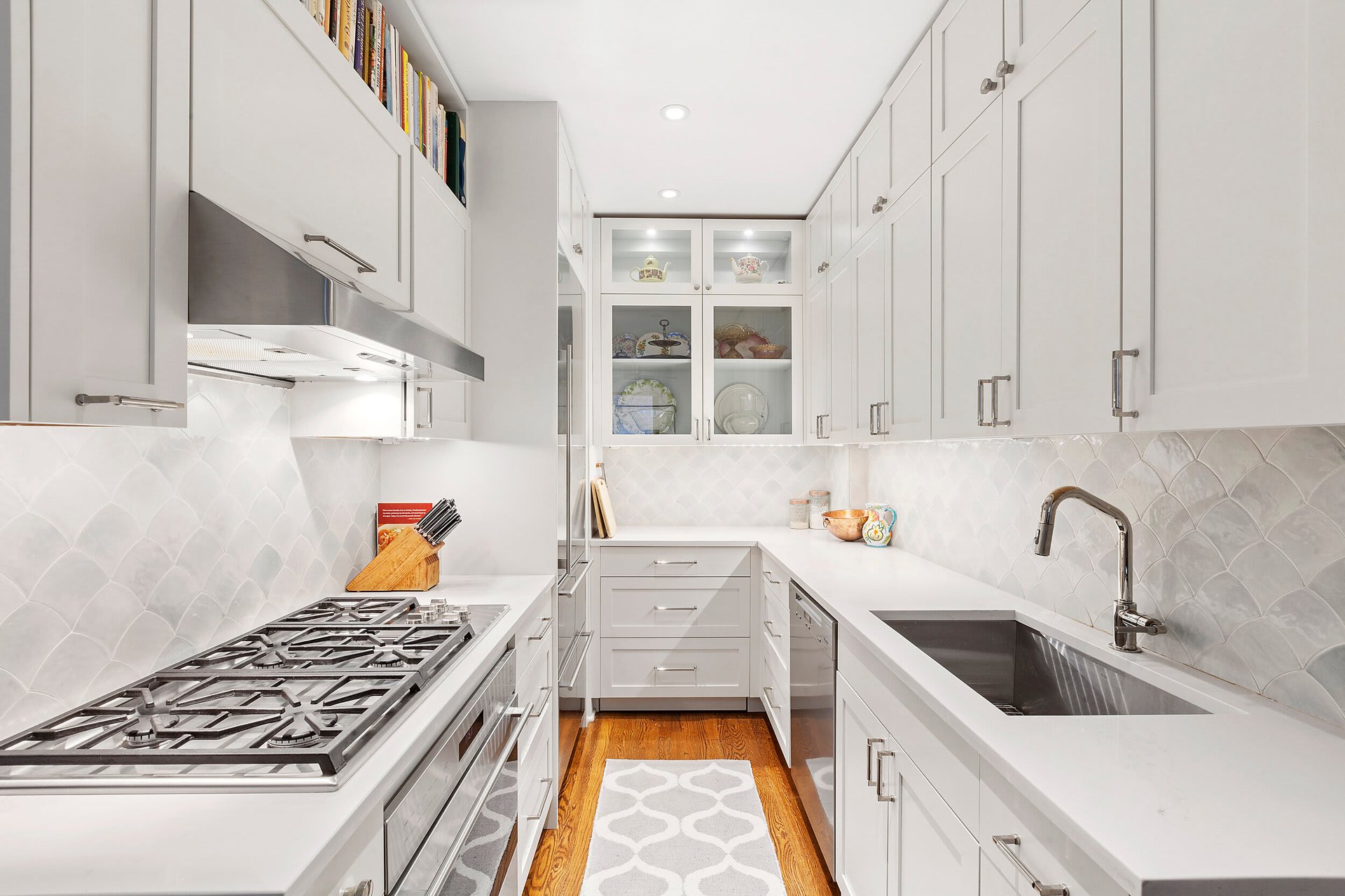 243 W 70th St #3D
