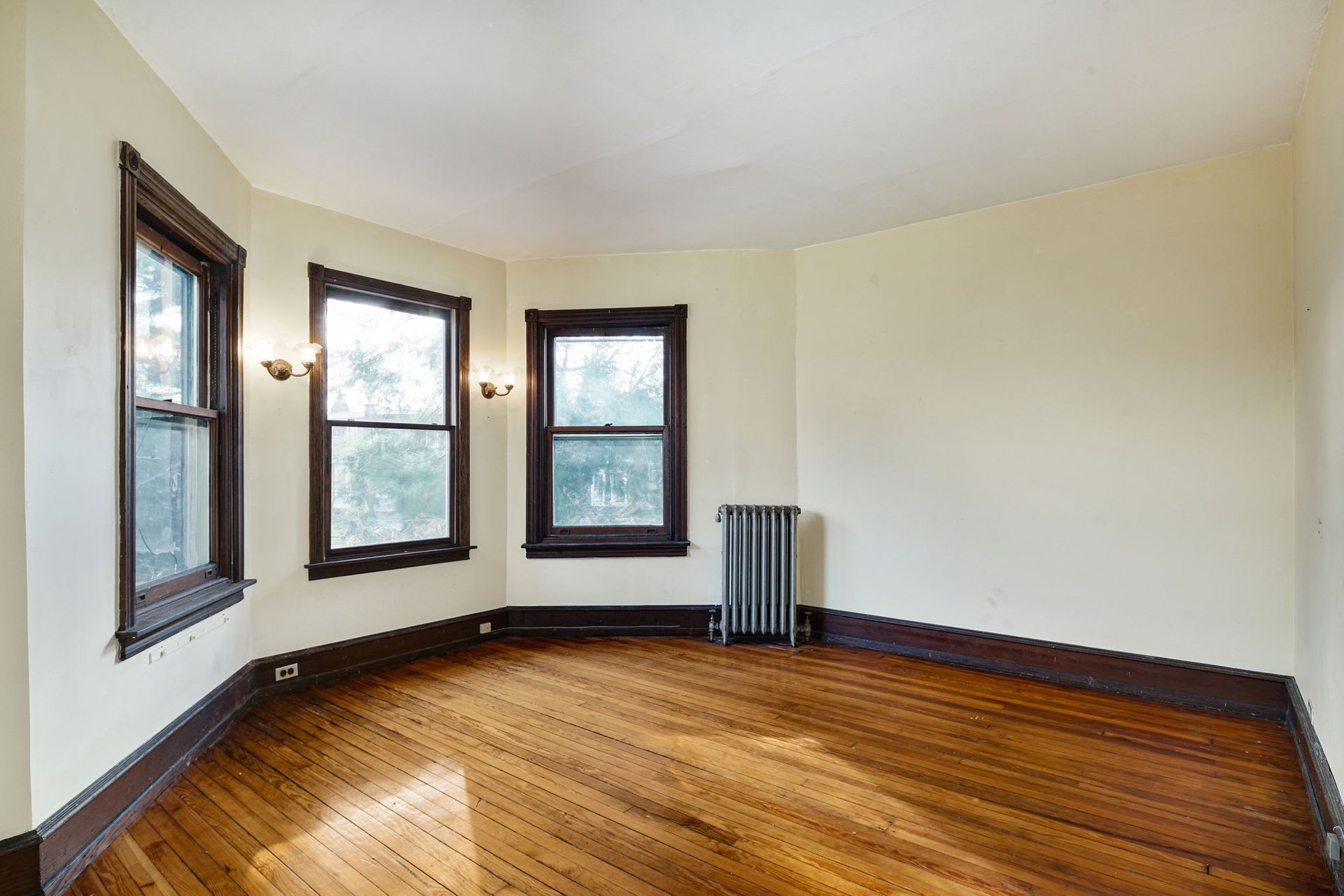 Classic Victorian in Cedar Park