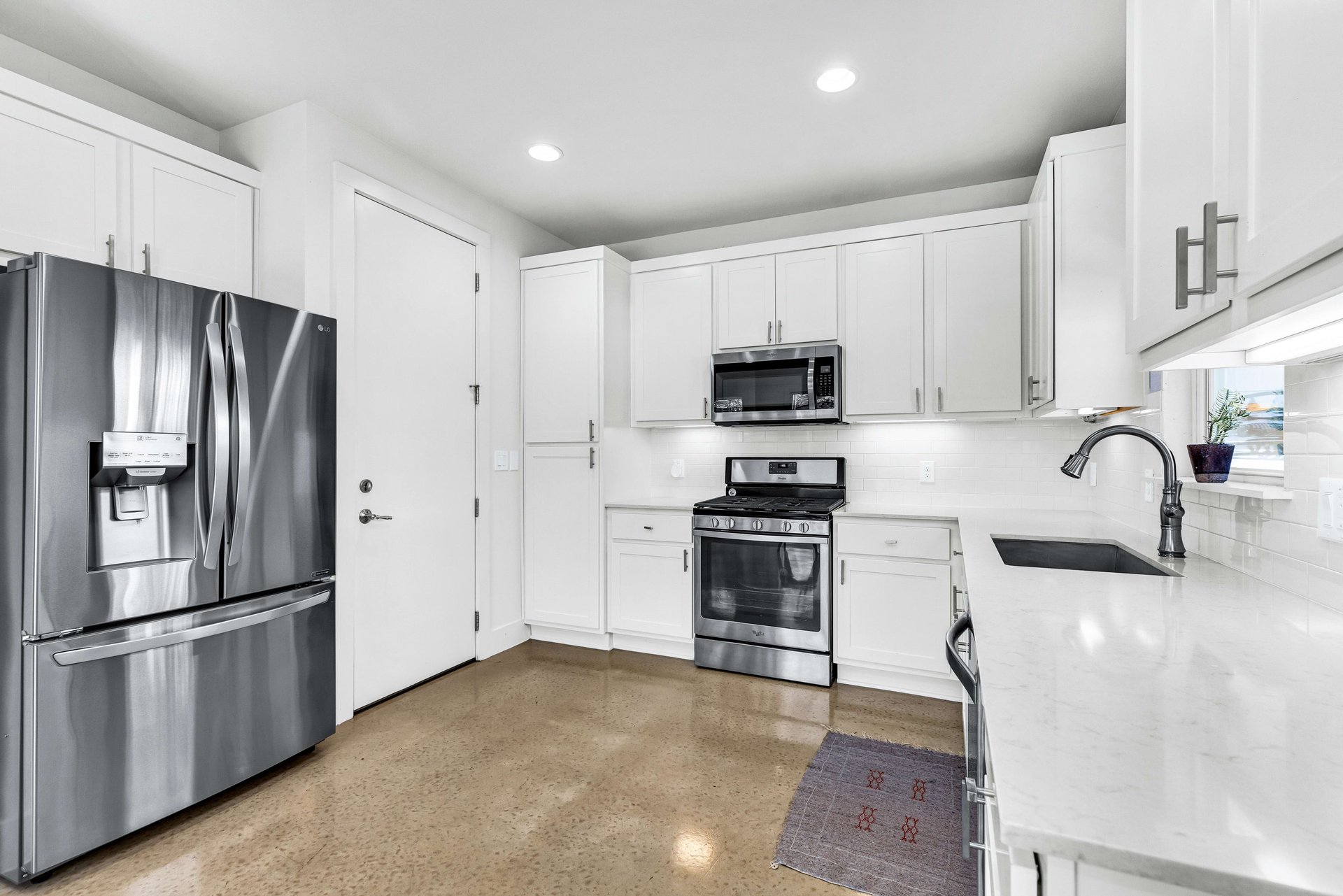 1604 JJ Seabrook Unit 