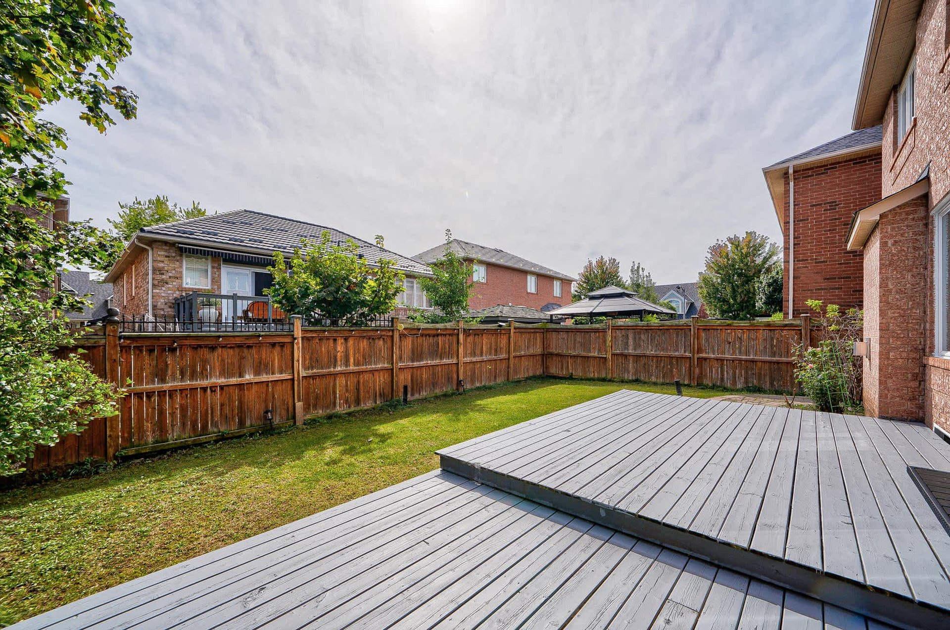 2164 Highcliffe Way