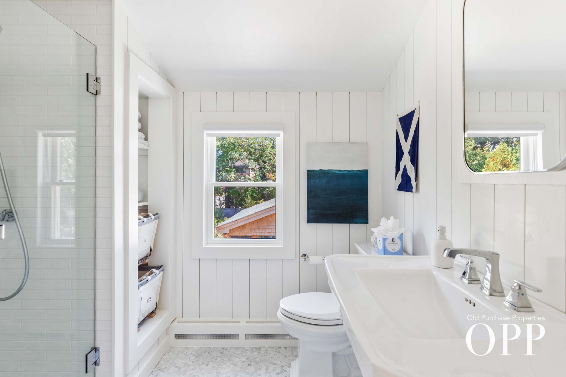  Stylish Cape Cod Retreat