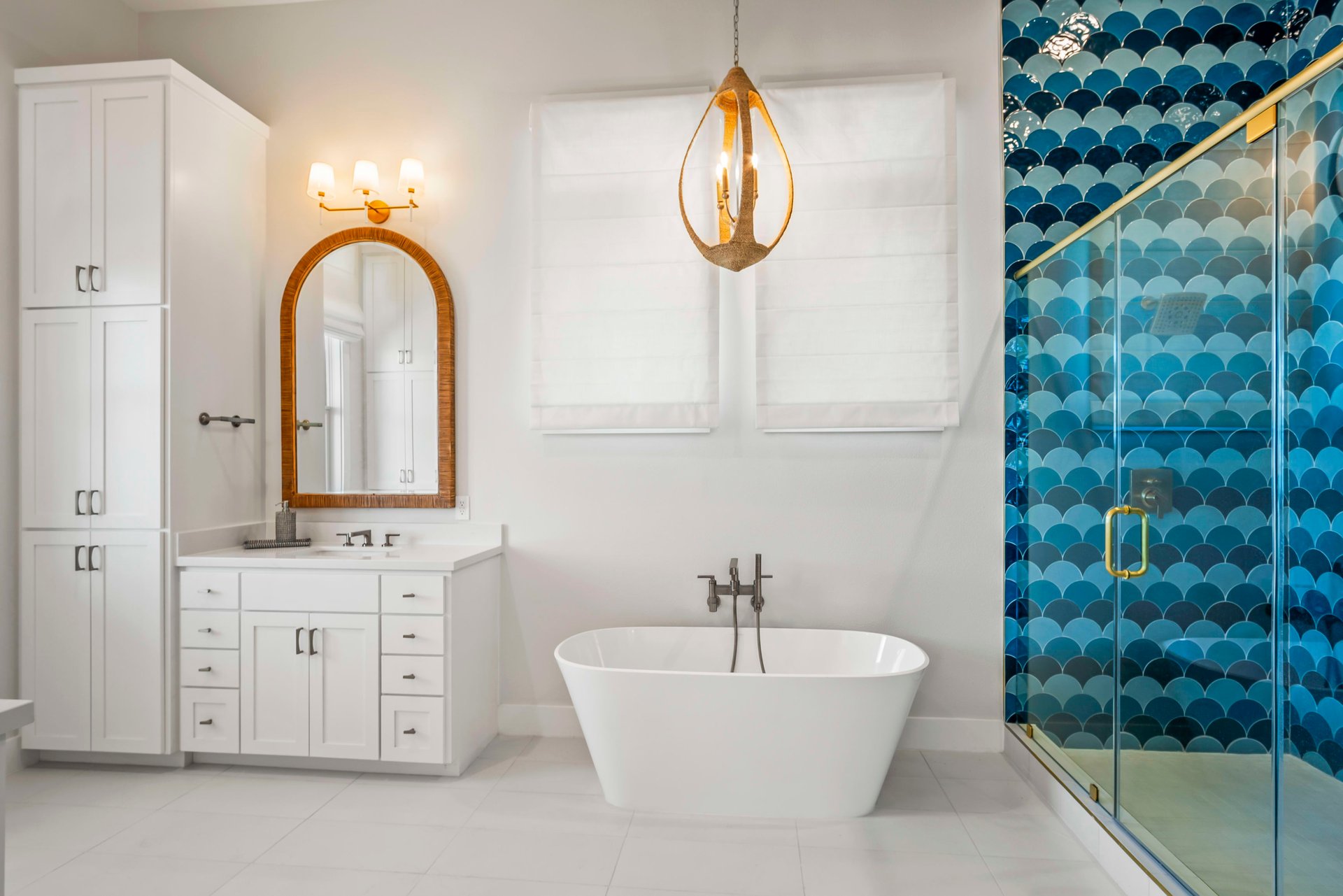 Coastline Drive, 4 Beds 4 Baths