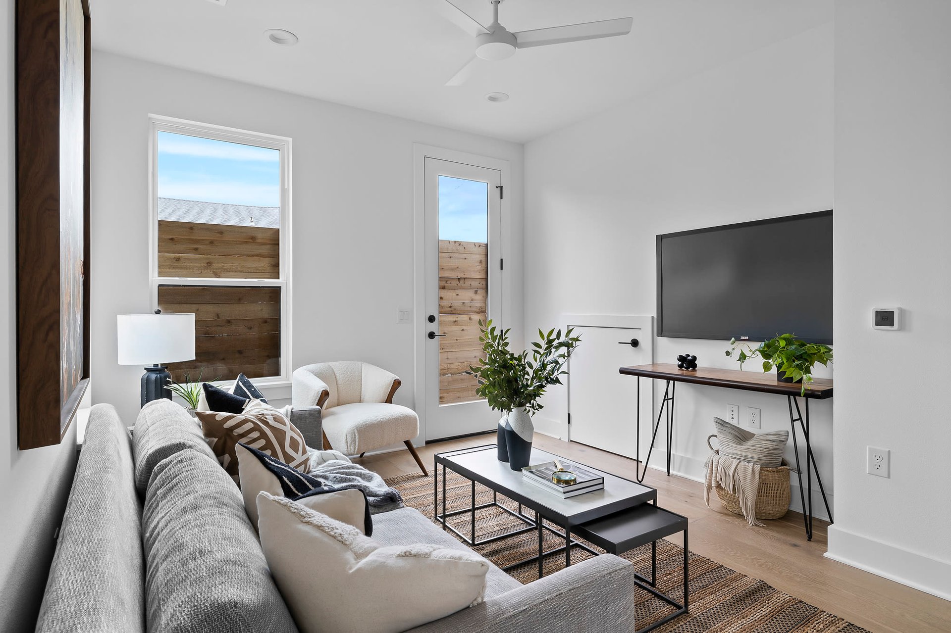 2105 S L Davis Unit #2