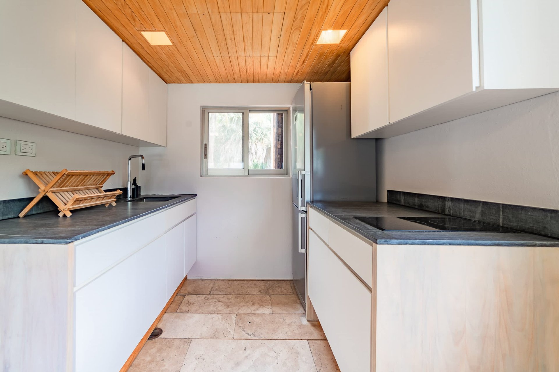 1 Bedroom Condo, Camino Real Zaashila 