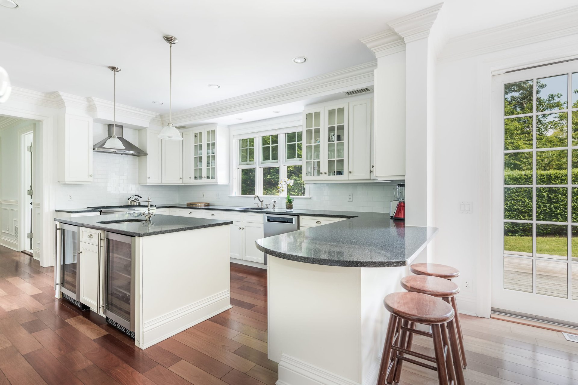 160 Ferry Rd