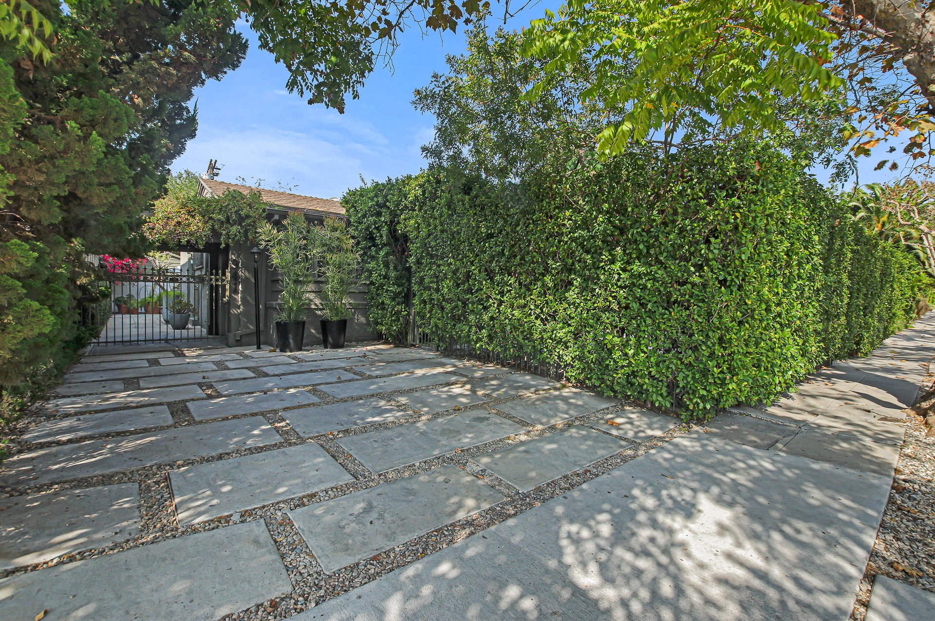 BREATHTAKING RESTORATION & RE-IMAGINED TRADITIONAL HOME IN MIRACLE MILE