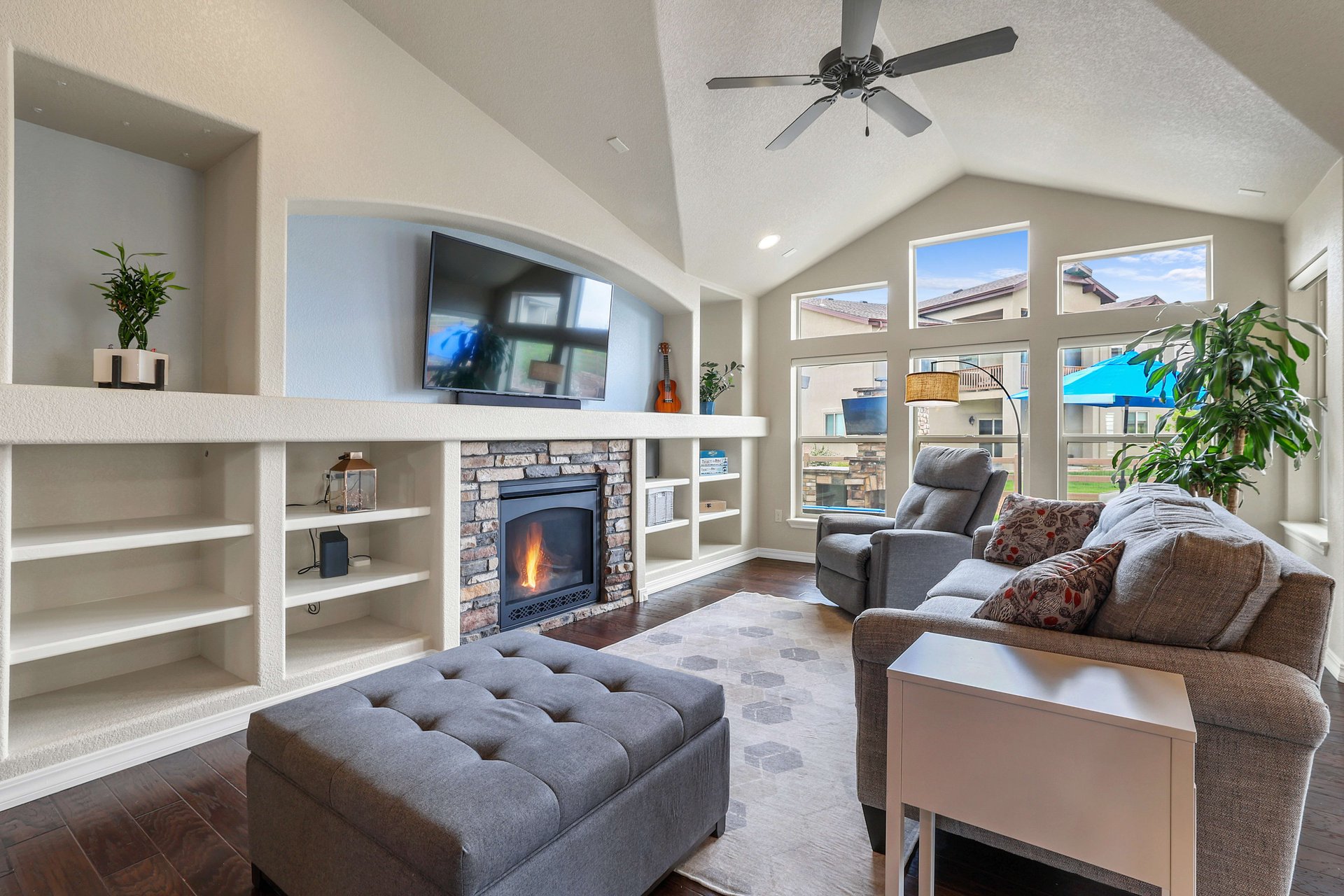 6260 Cubbage Drive