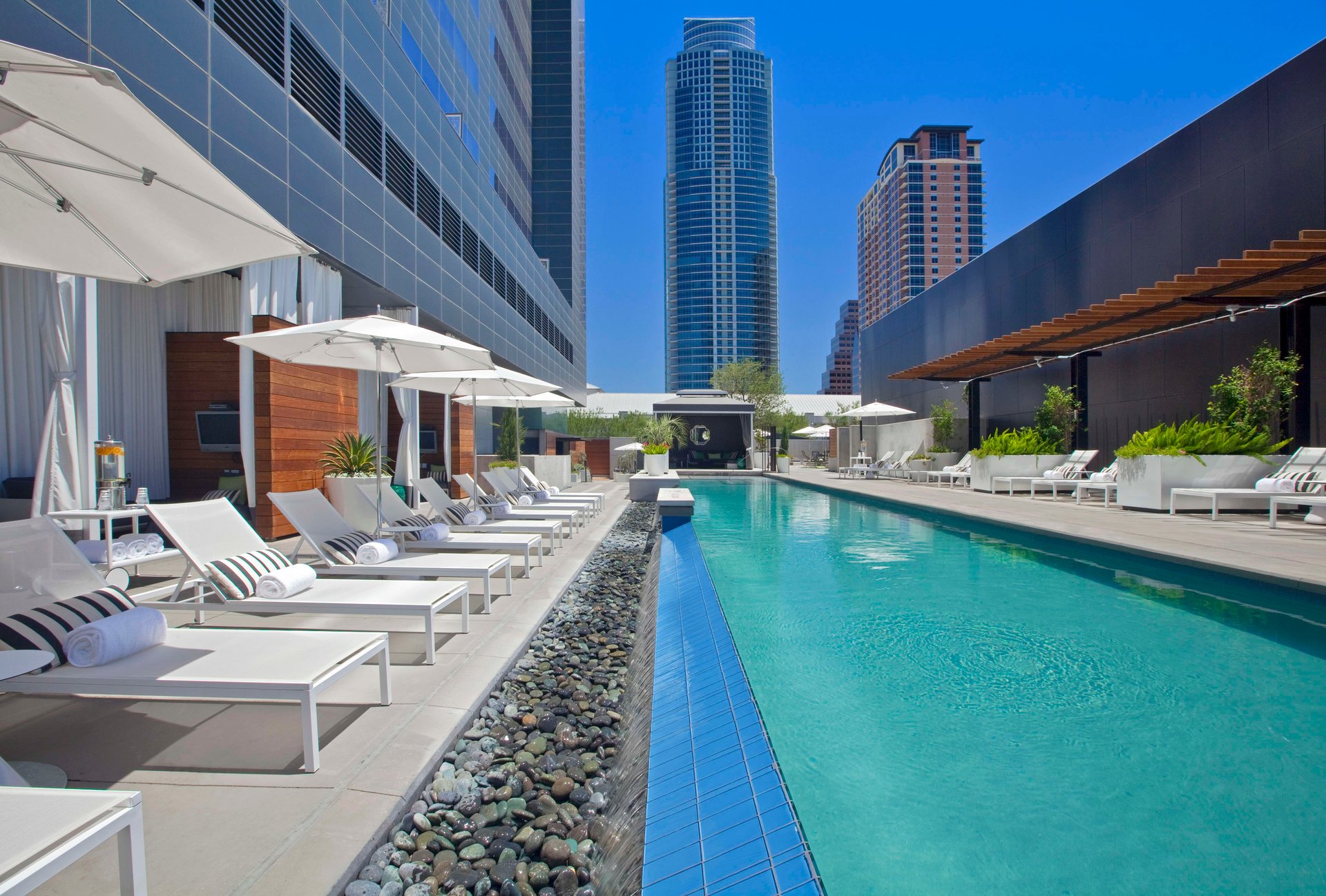 210 Lavaca Street #2103