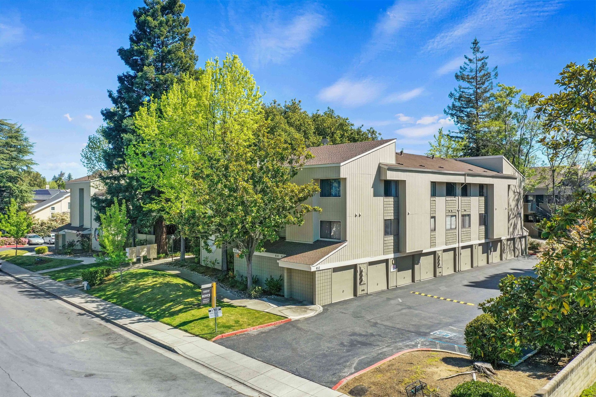412 Crescent Drive