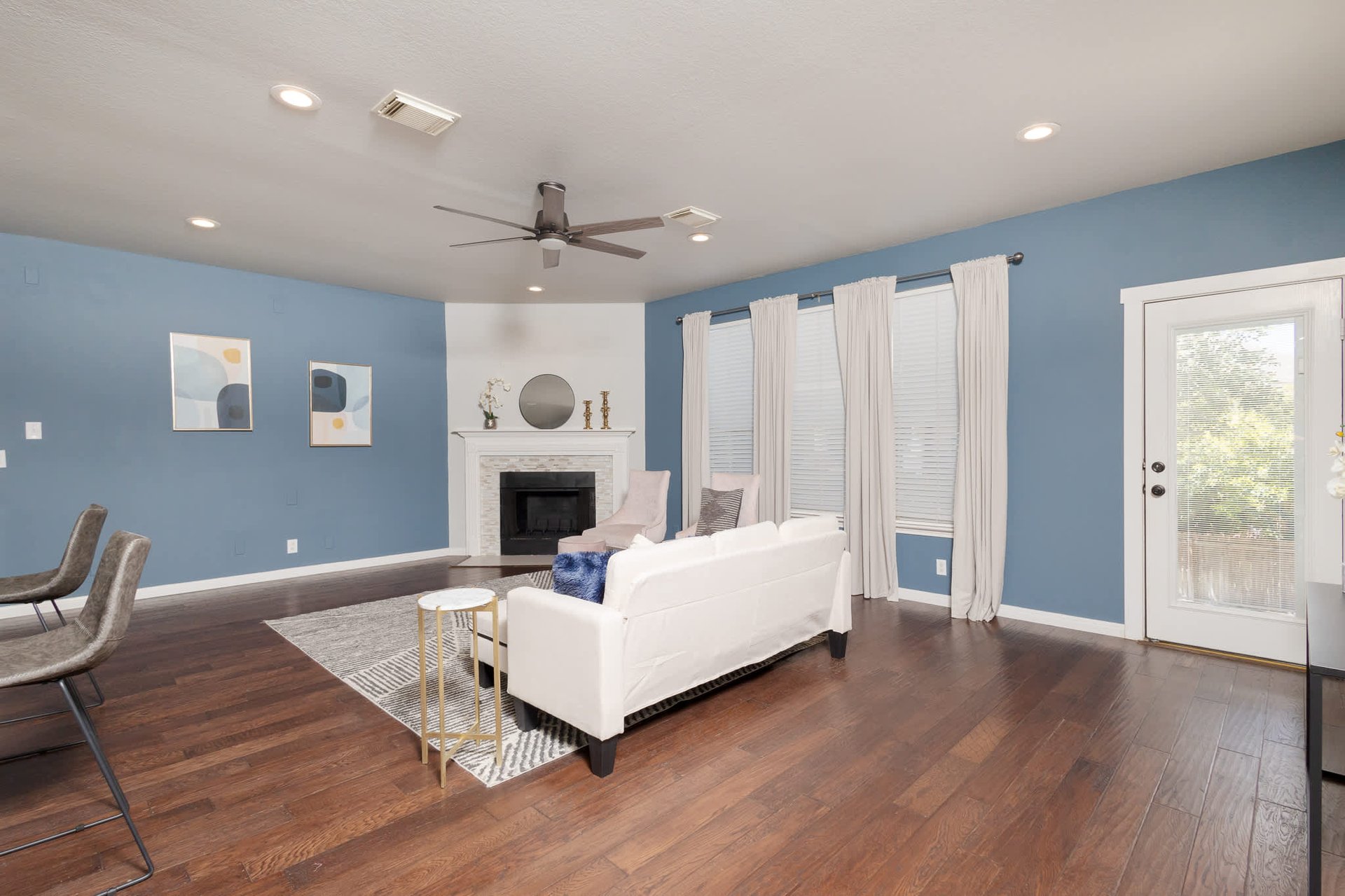 24843 CRESCENT RUN