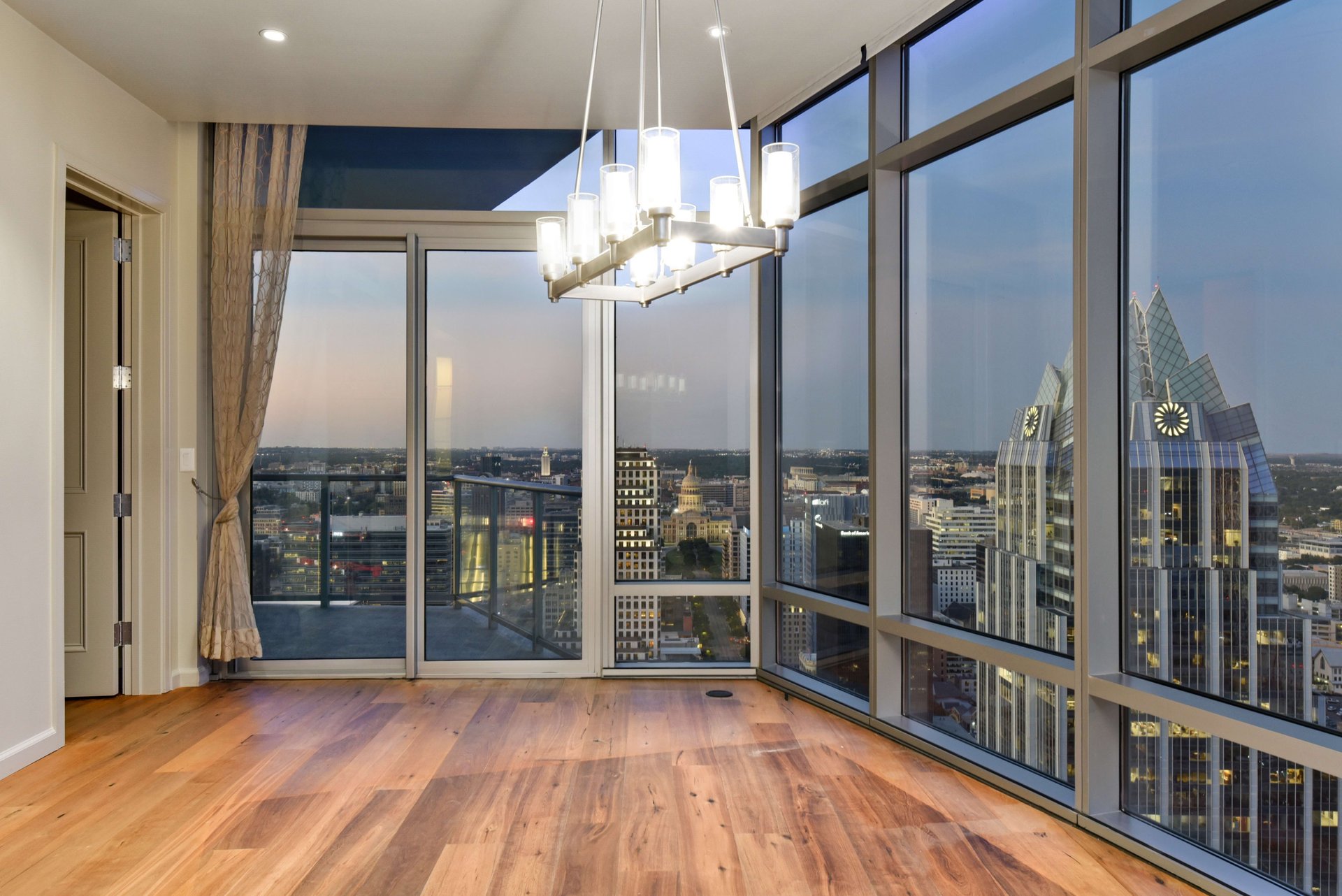 200 Congress Ave #38NE