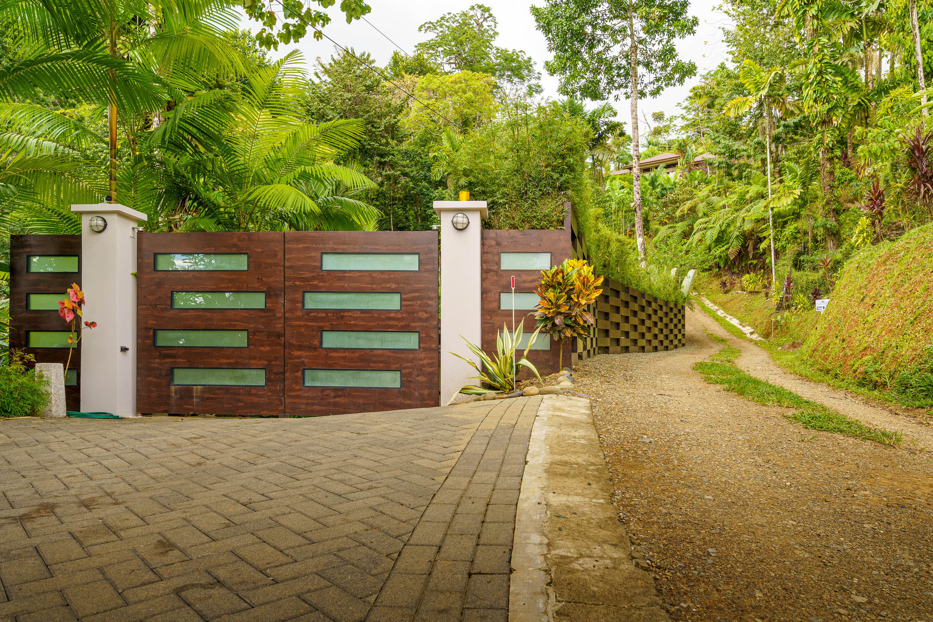 Uvita Hills Sophisticated Ocean View Elegance