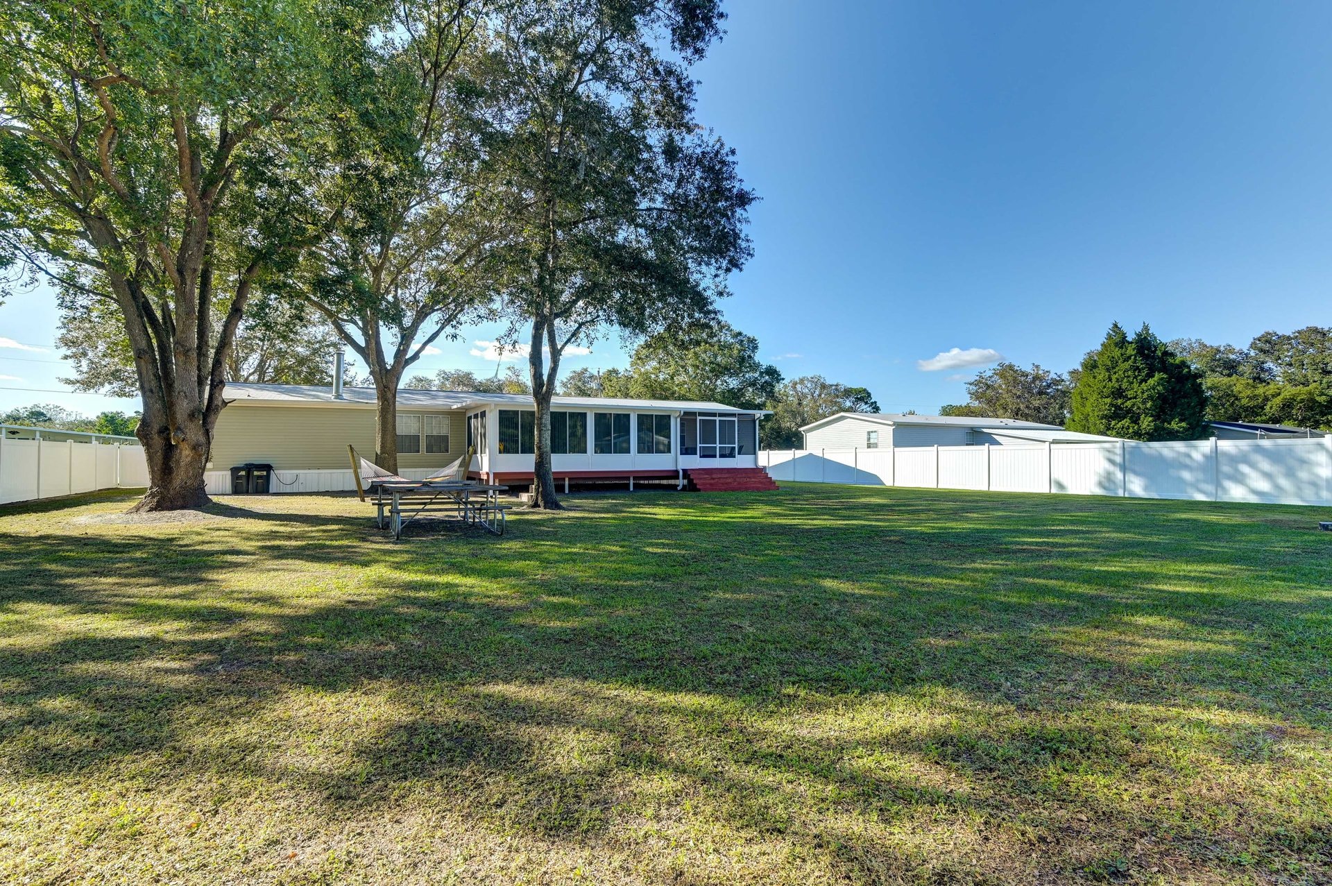 5906 Penny Royal Road