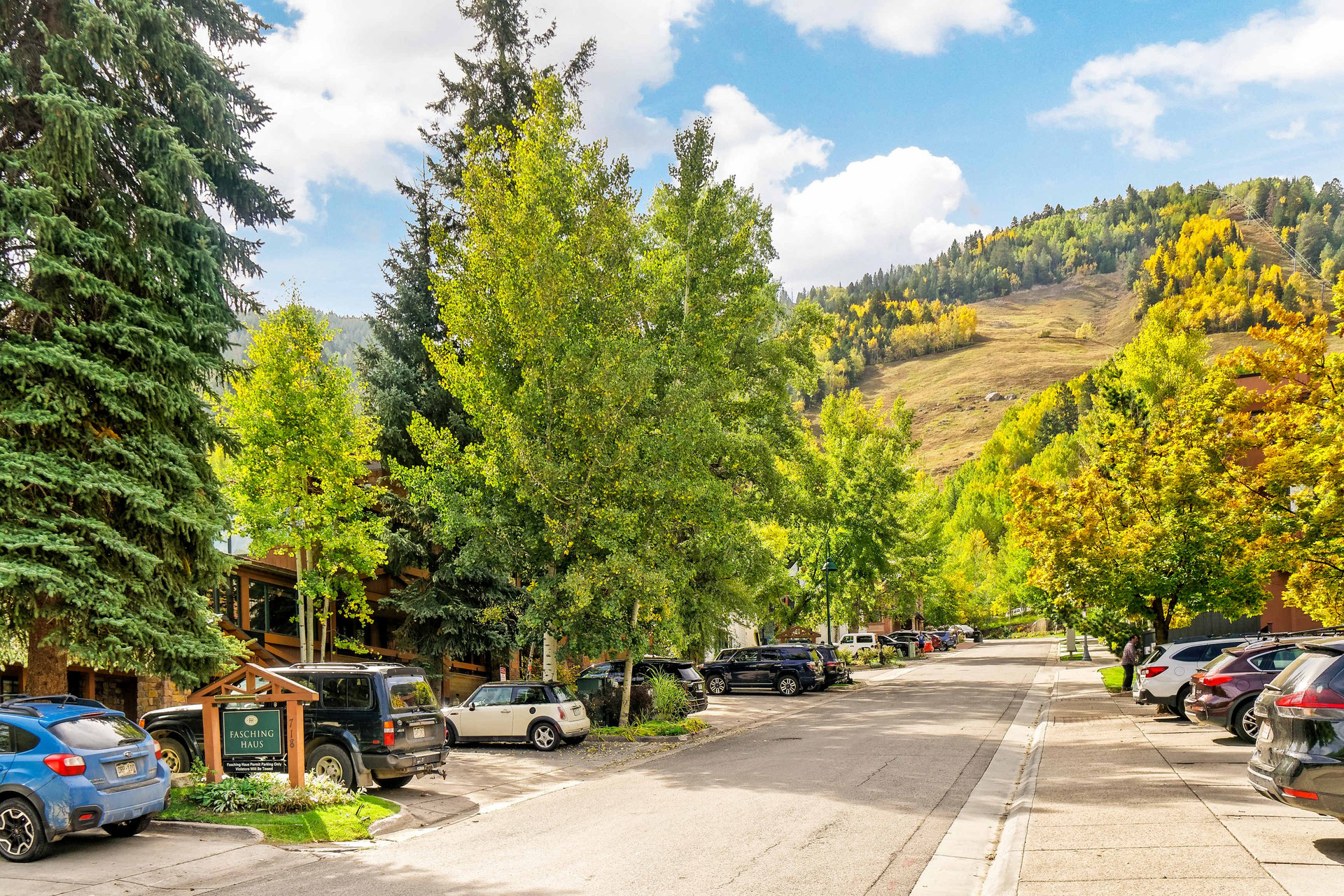 2 Bedroom Condo Location in Aspen 