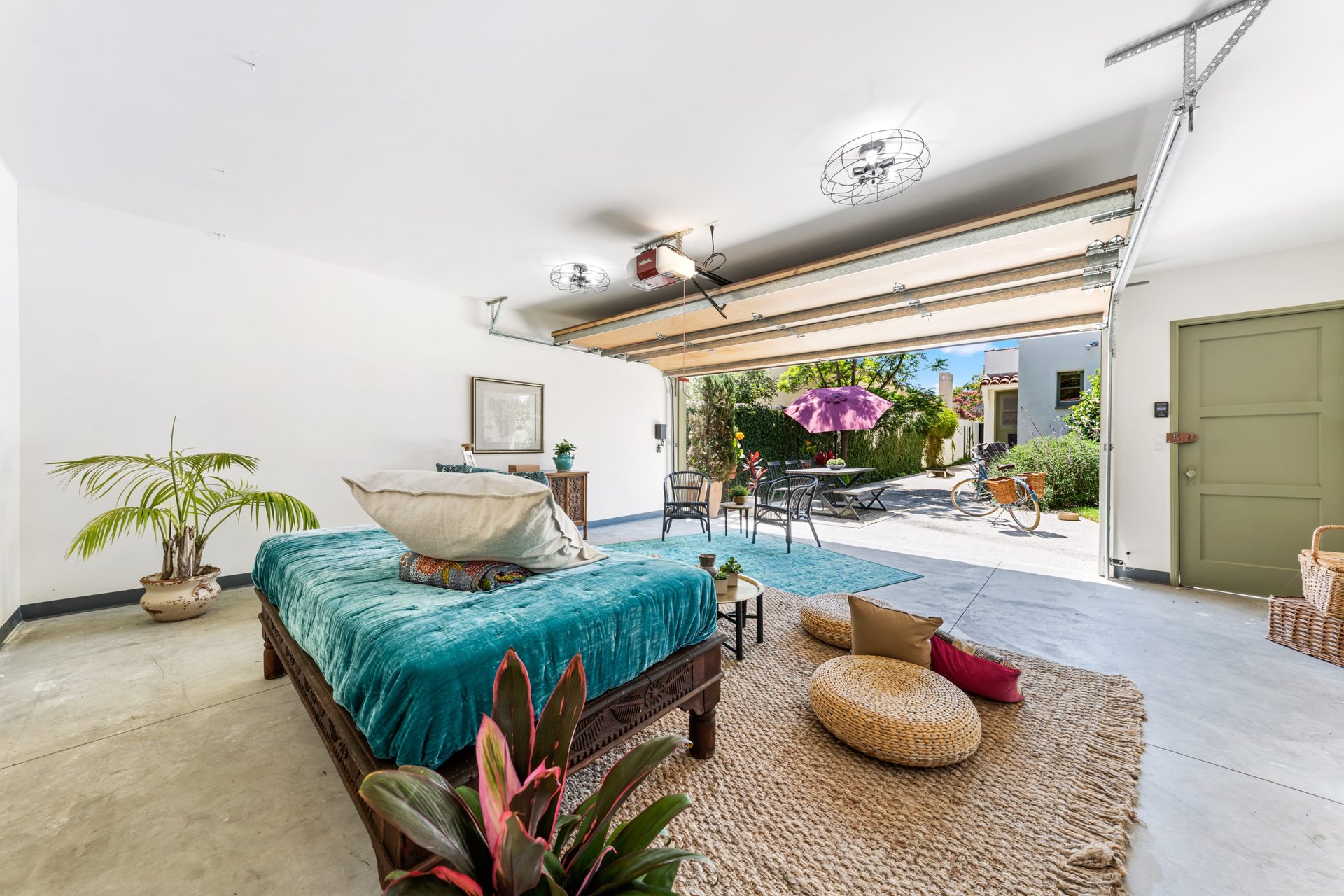 926 S Highland Ave, Mid-Wilshire