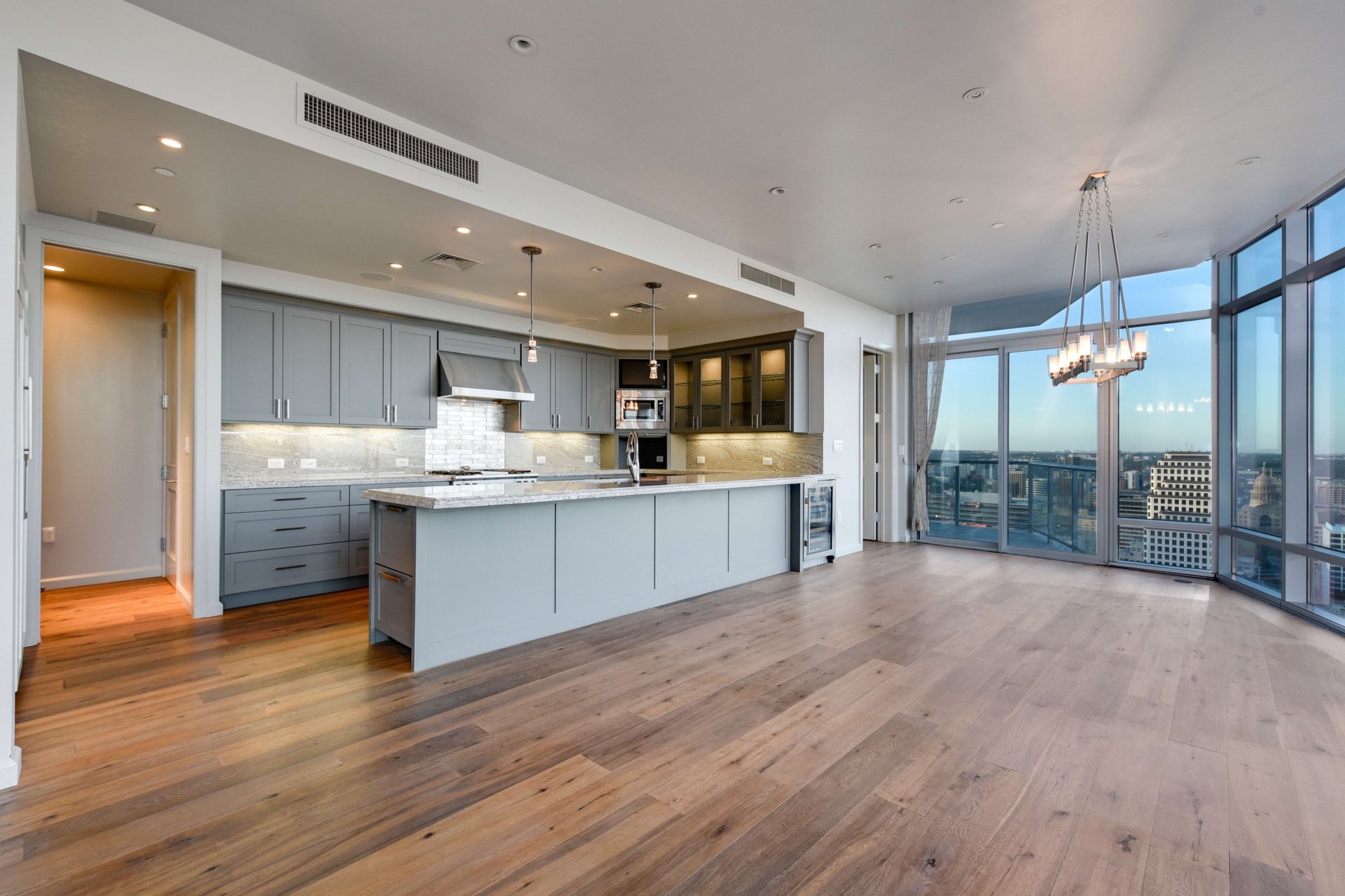 200 Congress Ave #38NE