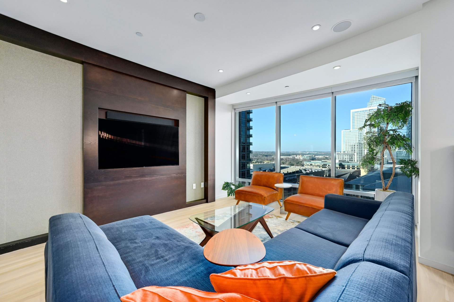 200 Congress Ave Unit: 12AC