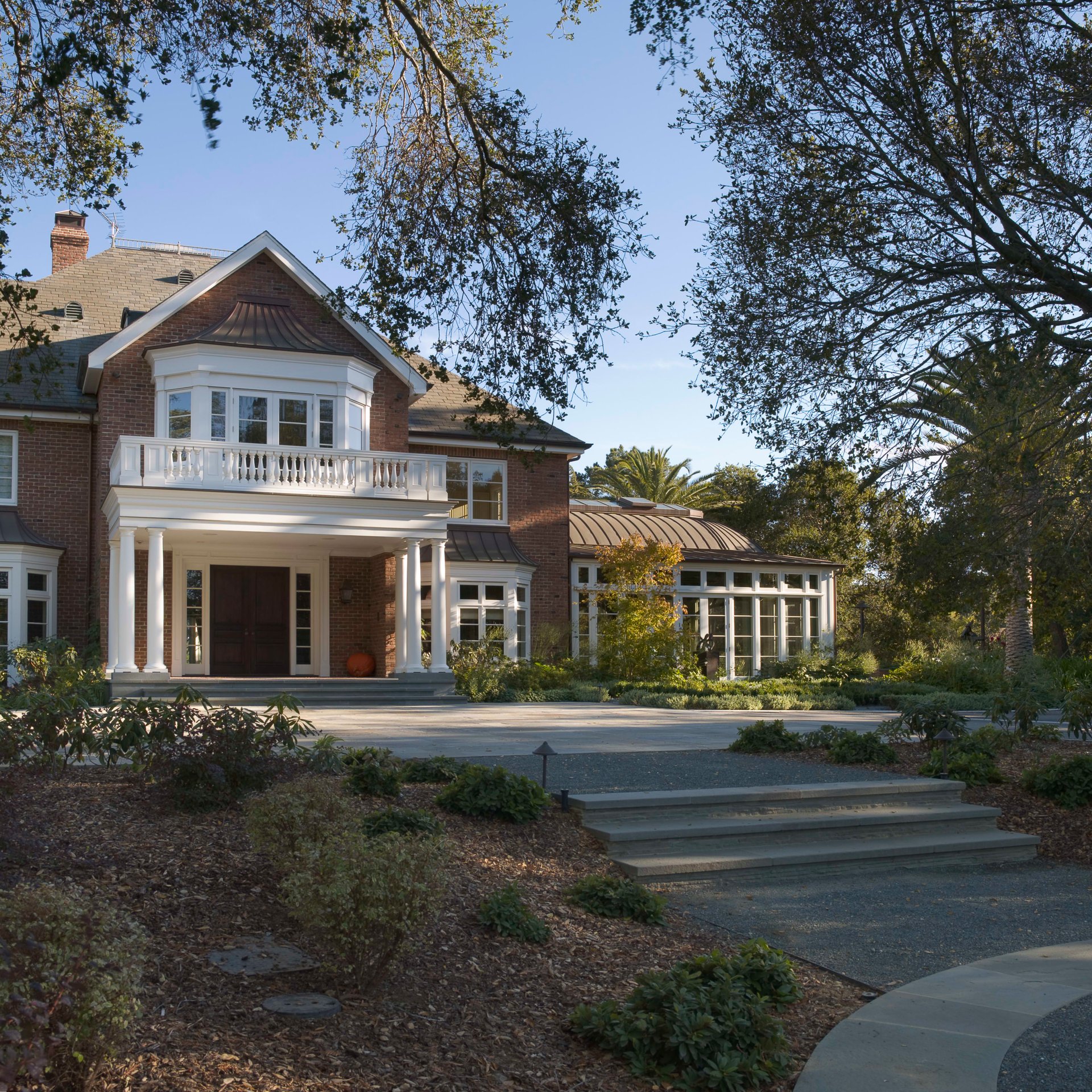 350 W Santa Inez Ave