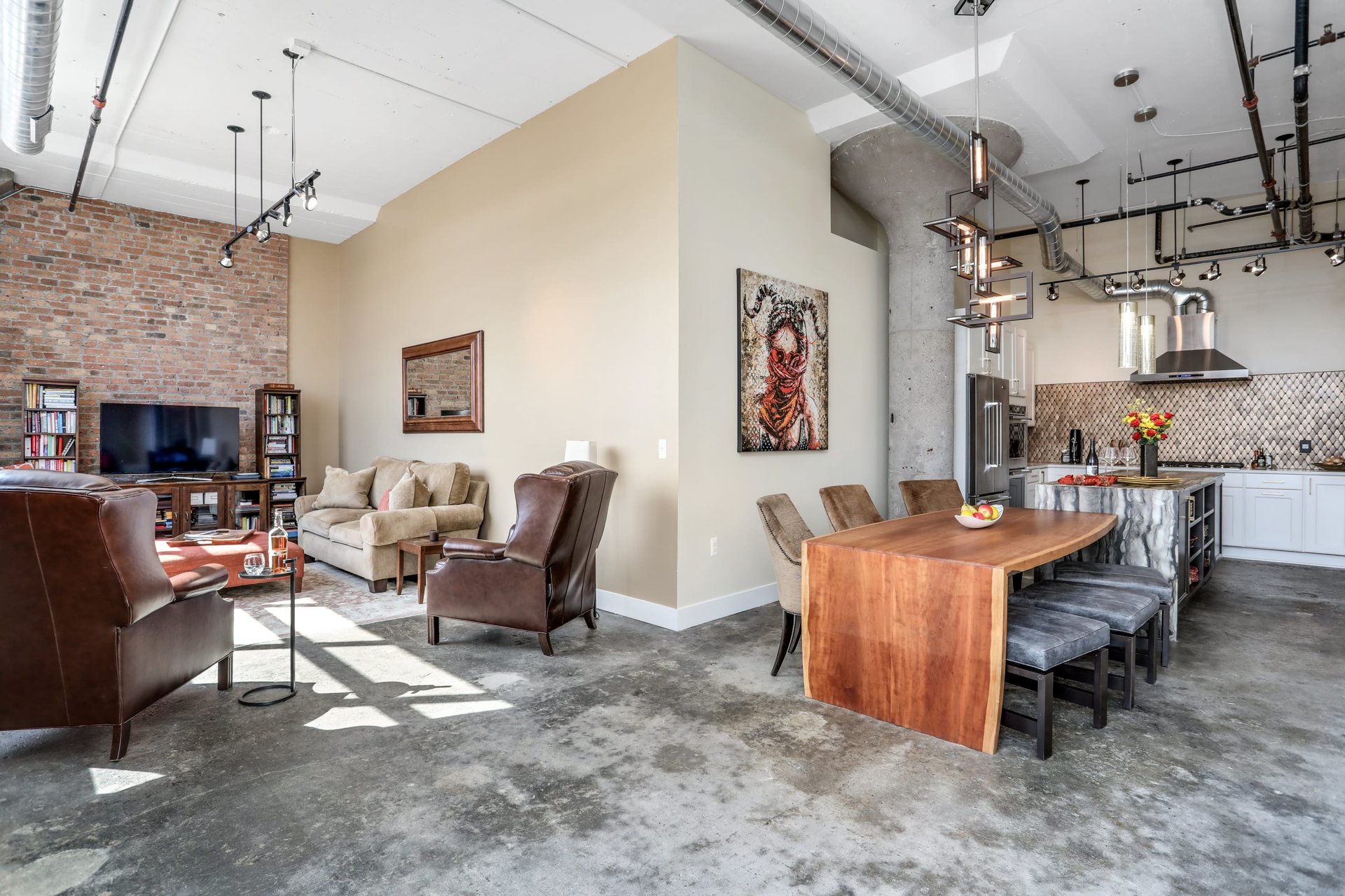 444 West Willis Street #411