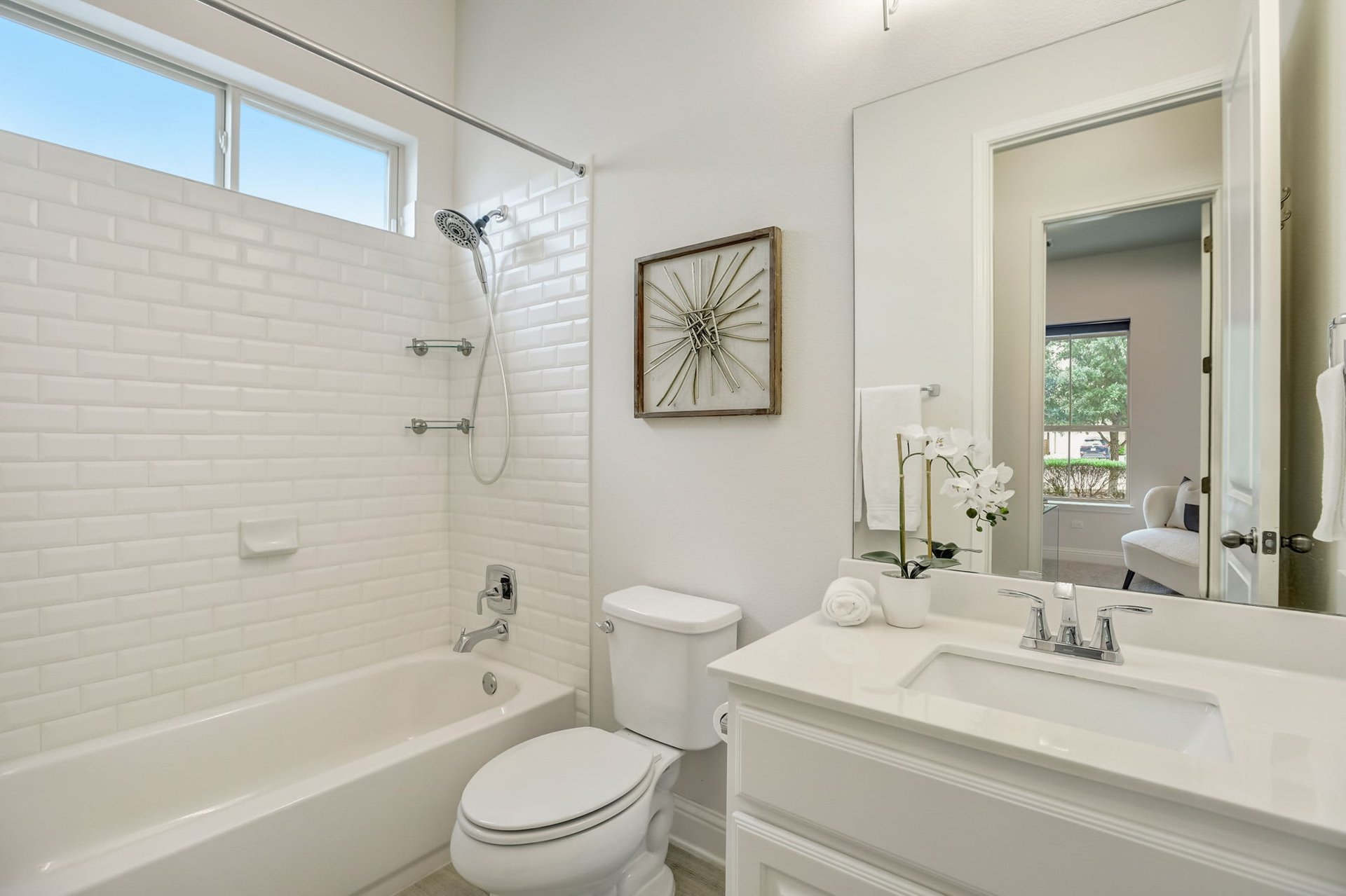 Spacious 4-Bedroom Home in The Preserve at Four Points – A+ School District, Open Floorplan, Luxurious Primary Suite, Covered Patio, and More!