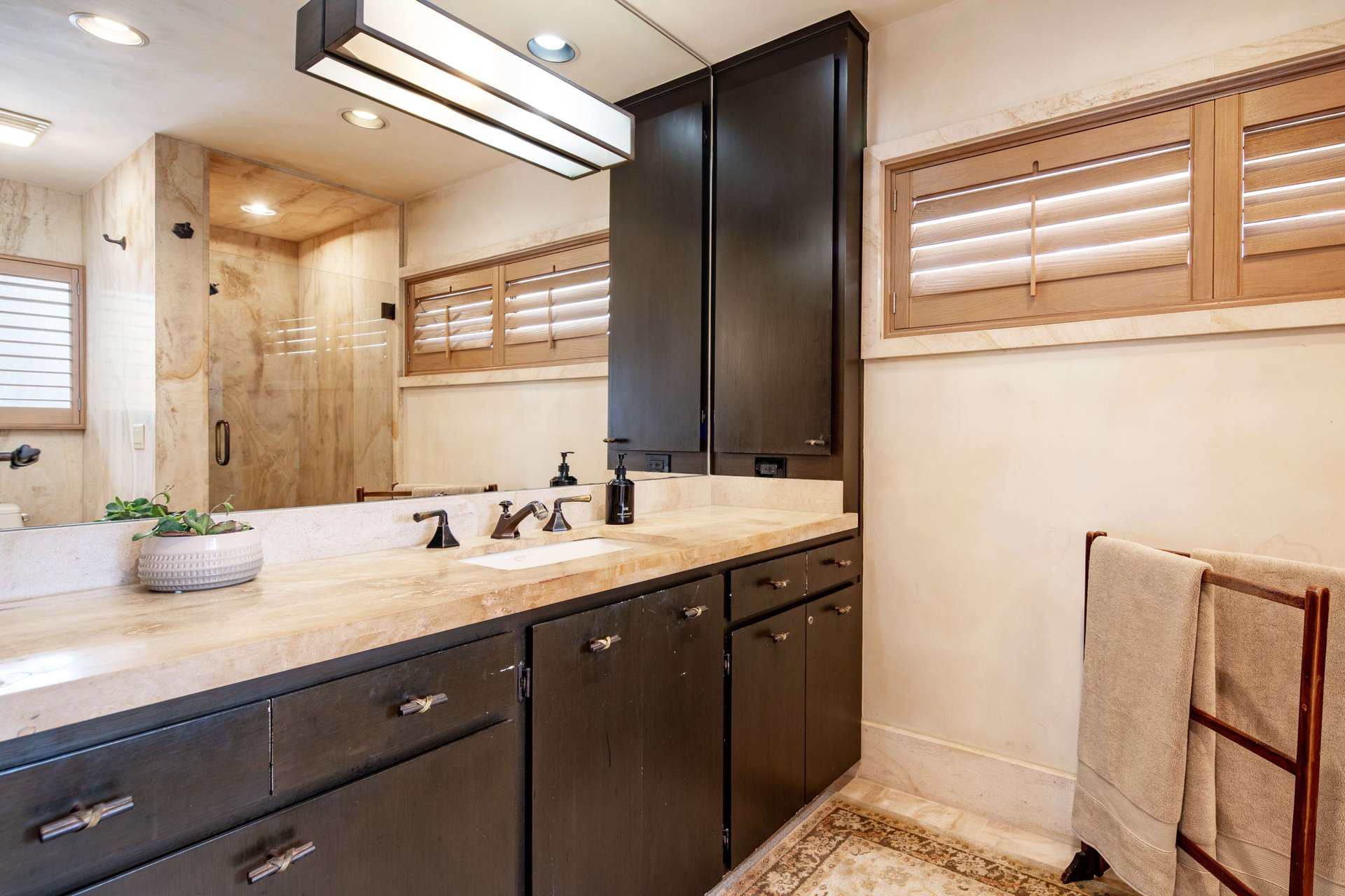 Luxurious Beachfront Living - 760 Via Gaviota