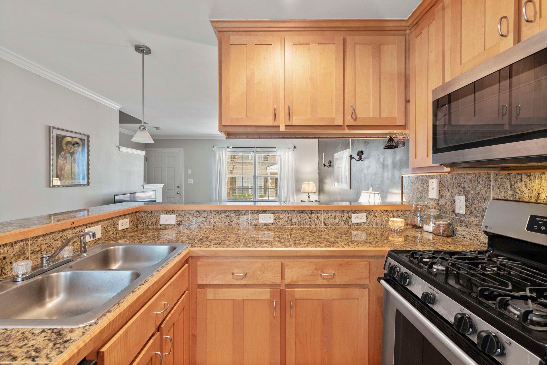 2232 Dunseath Avenue, Unit 210