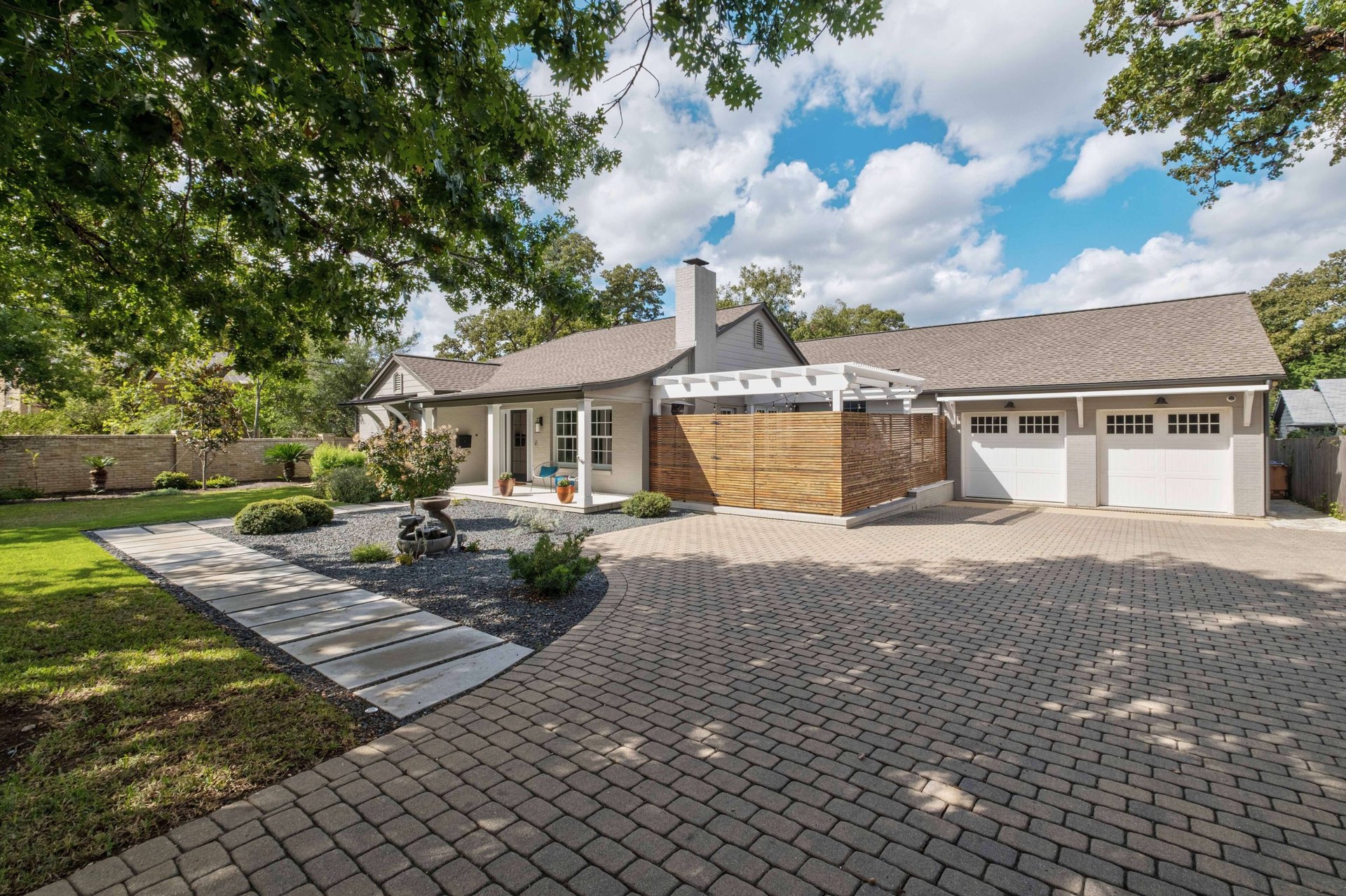 1308 Kent Lane 