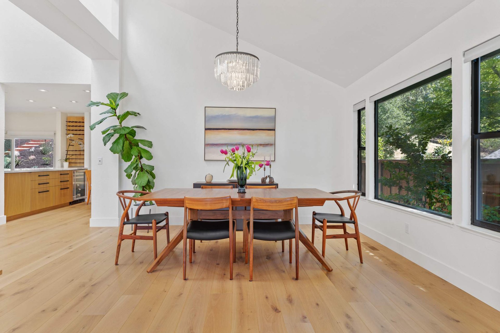 Stylish & Updated in Partridge Knolls