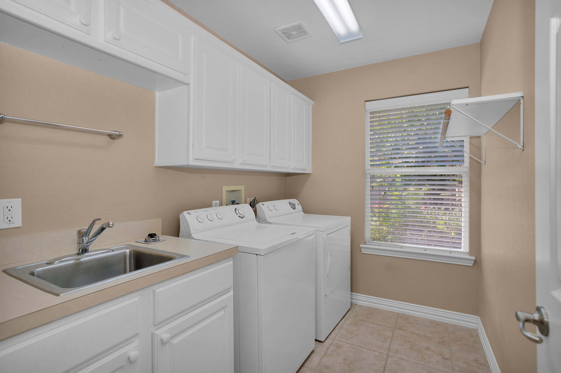 Classic One Story in Golf Course Community ~ WestFork