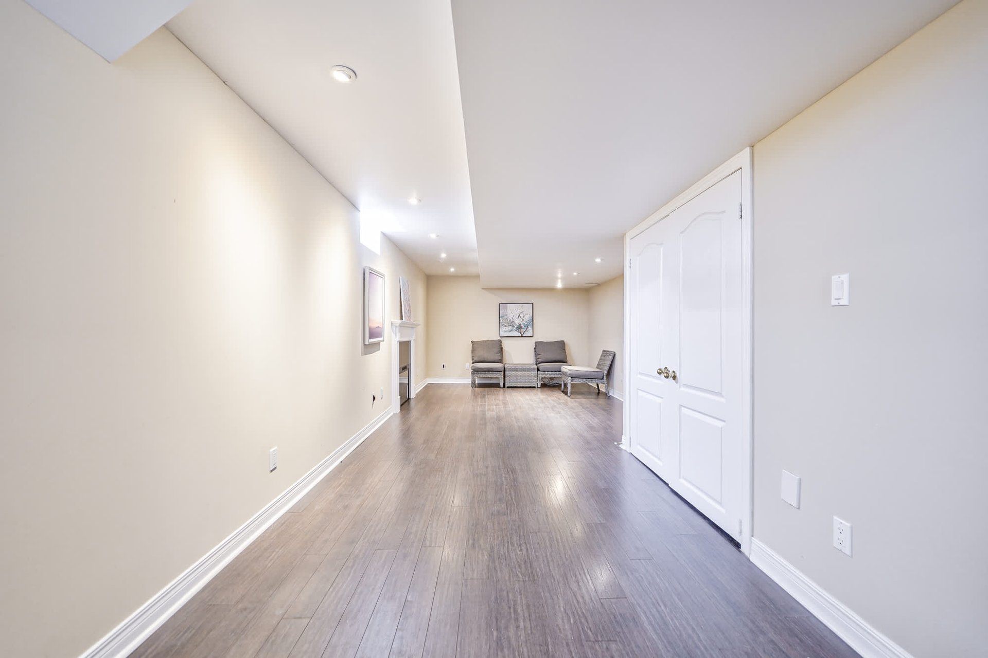 2164 Highcliffe Way