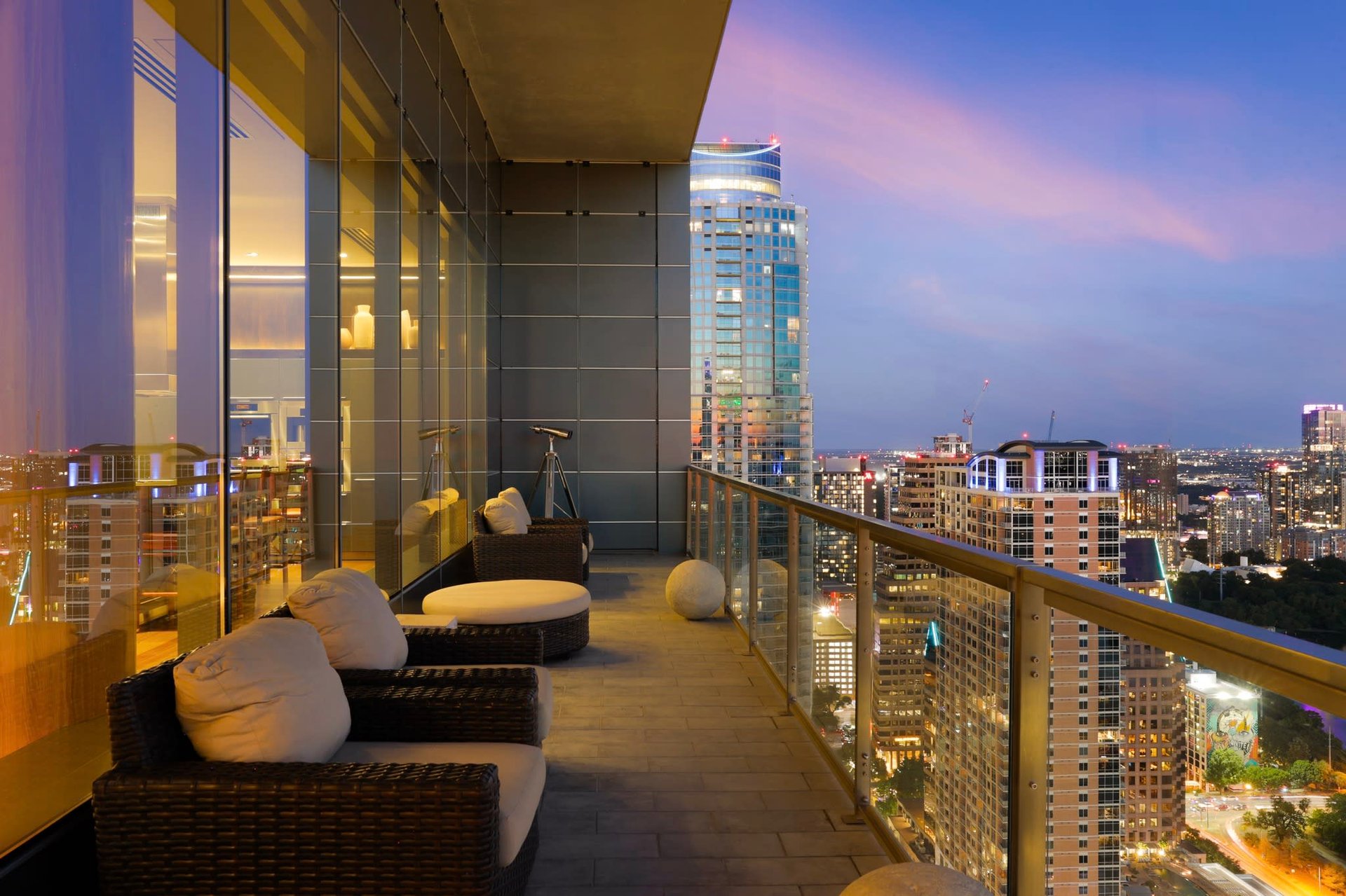 210 Lavaca St #3502