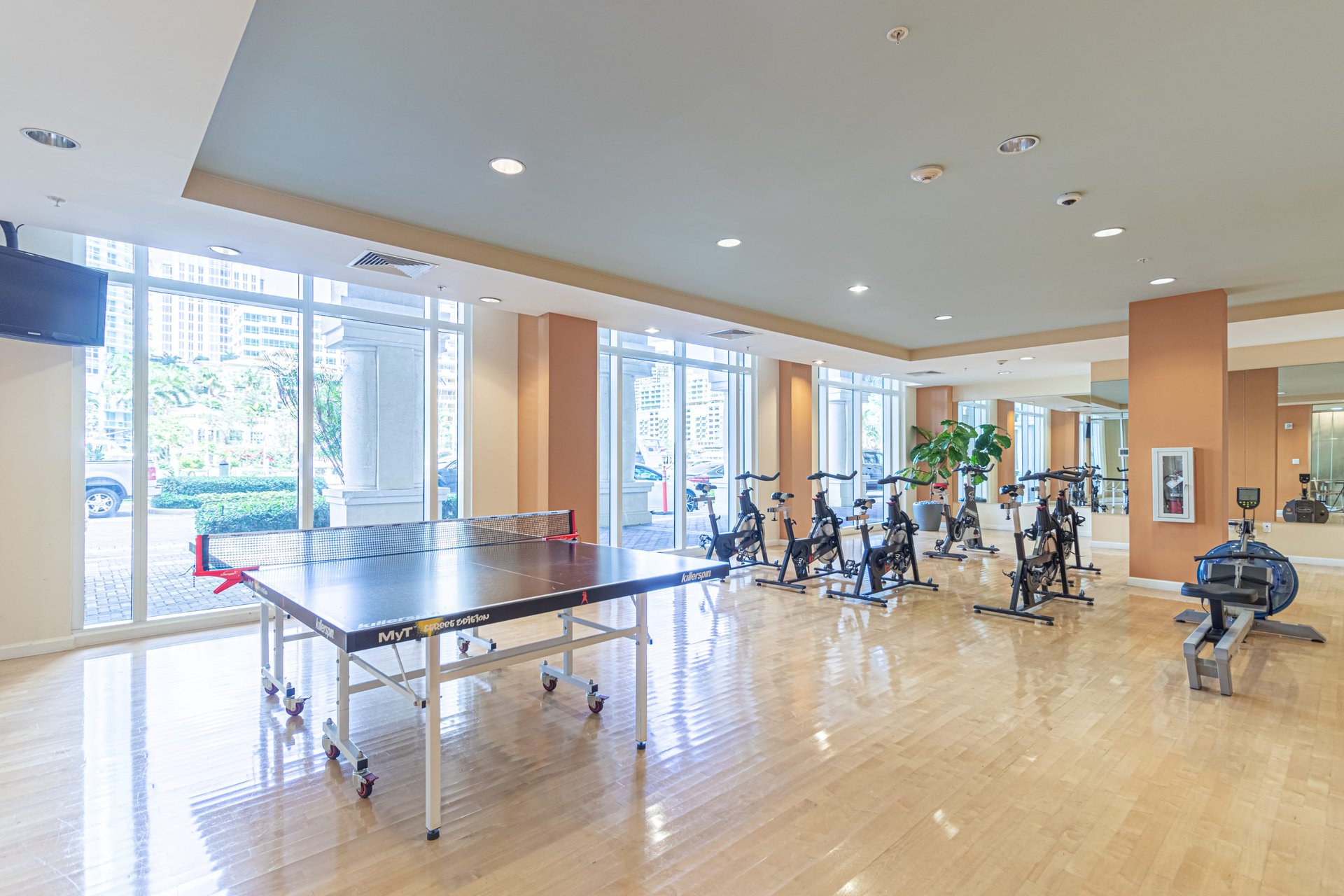 511 SE 5th Ave Unit: 1419