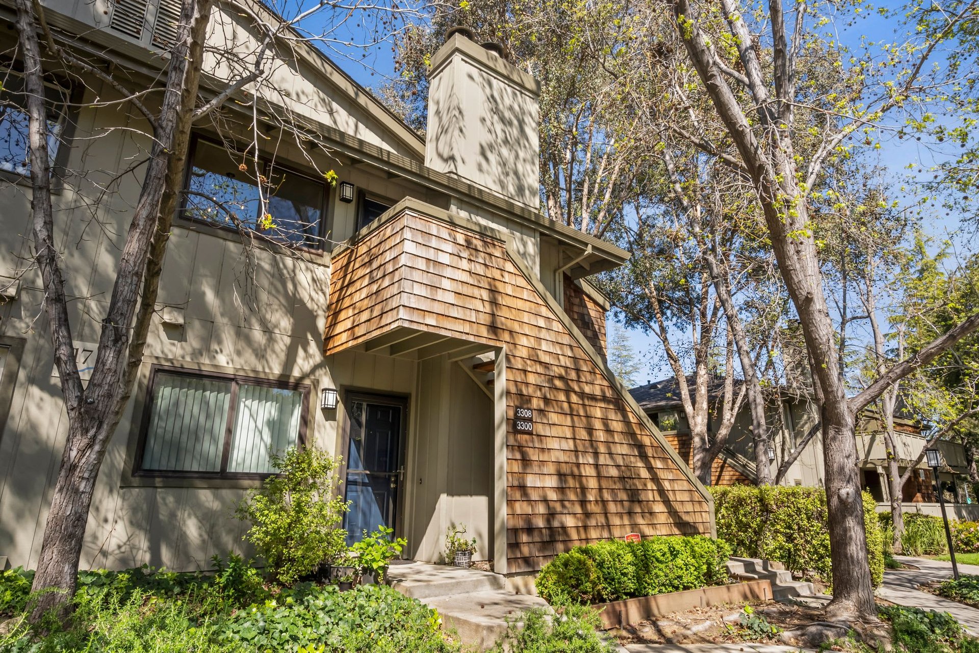 3308 La Terrace Circle
