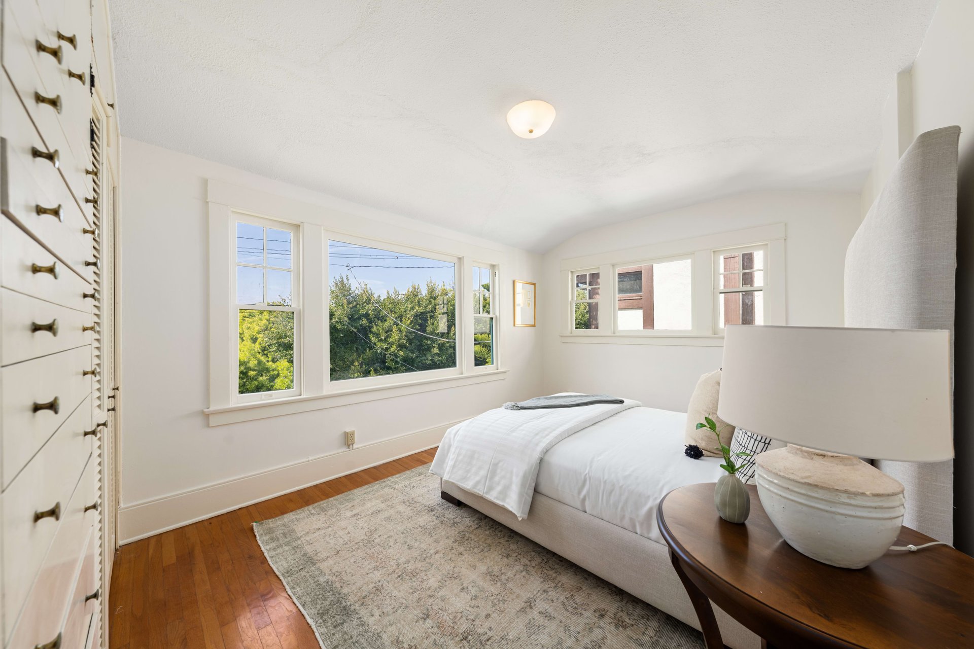 335 N Beirut Ave, Pacific Palisades