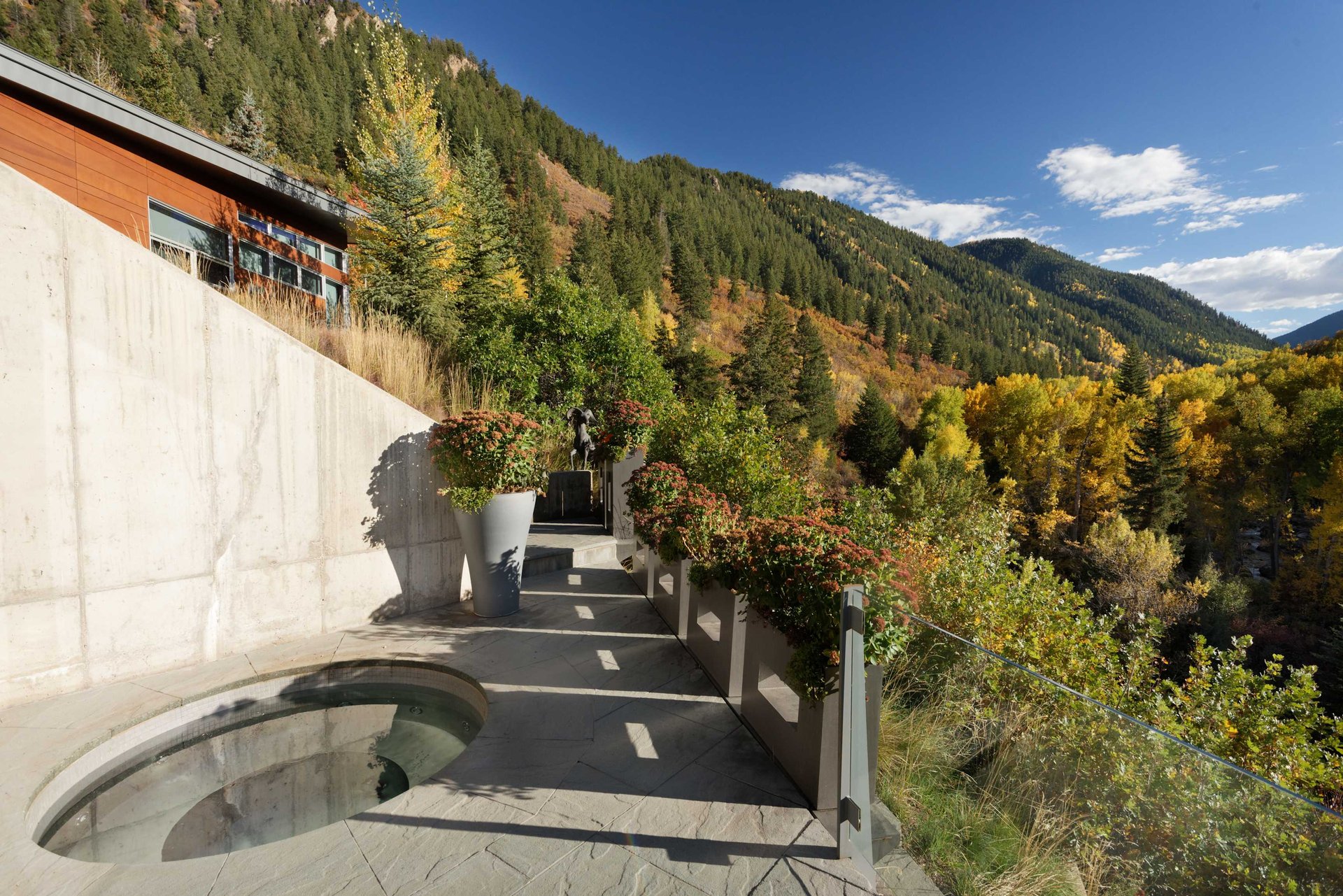 Beautiful 8 Bedroom Home in Aspen 