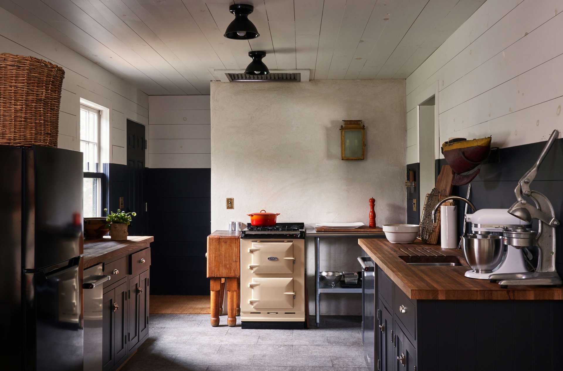 A DESIGN-FORWARD SUMMER ESCAPE