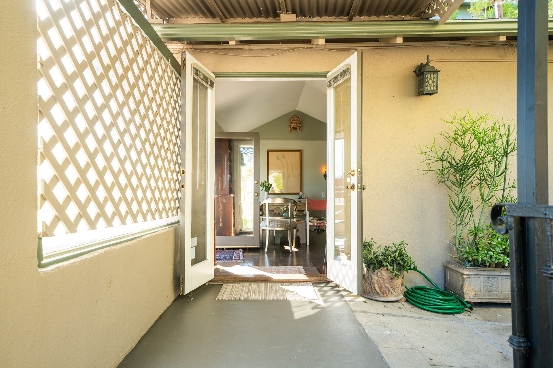 Hollywood Hills Pied de Terre - Another Off Market Sale