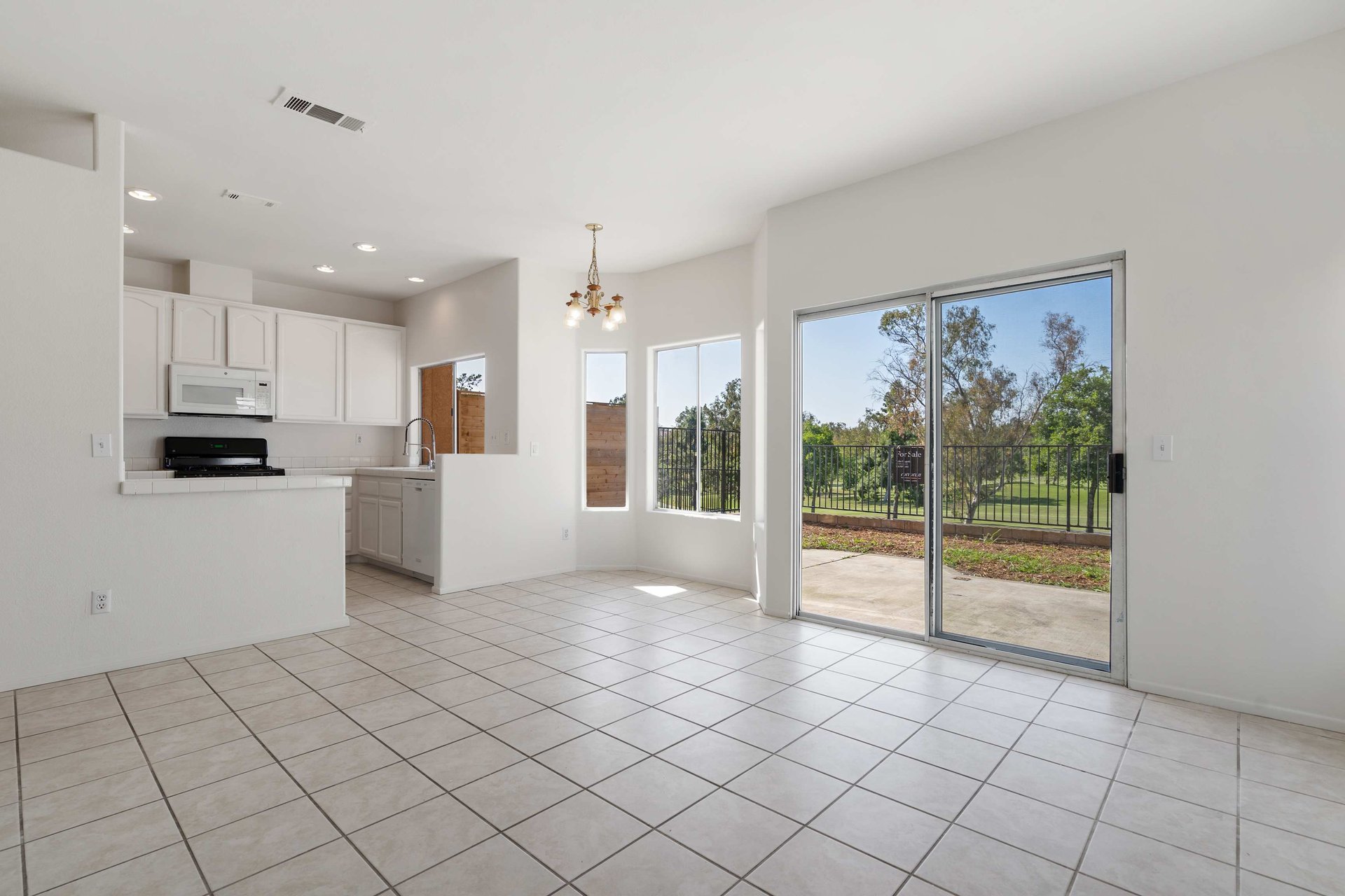 1472 Golfcrest Pl