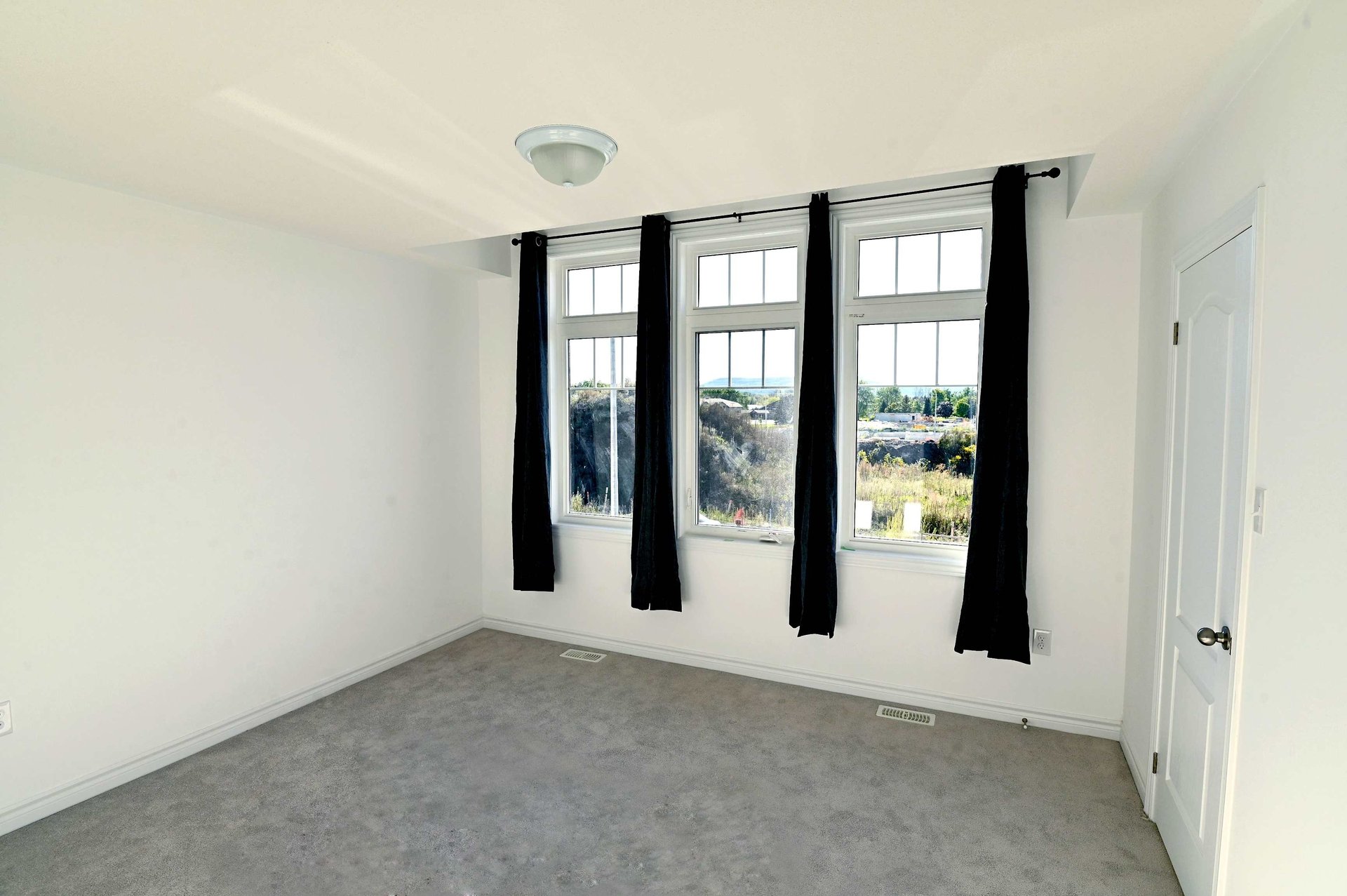 5 Albany St
