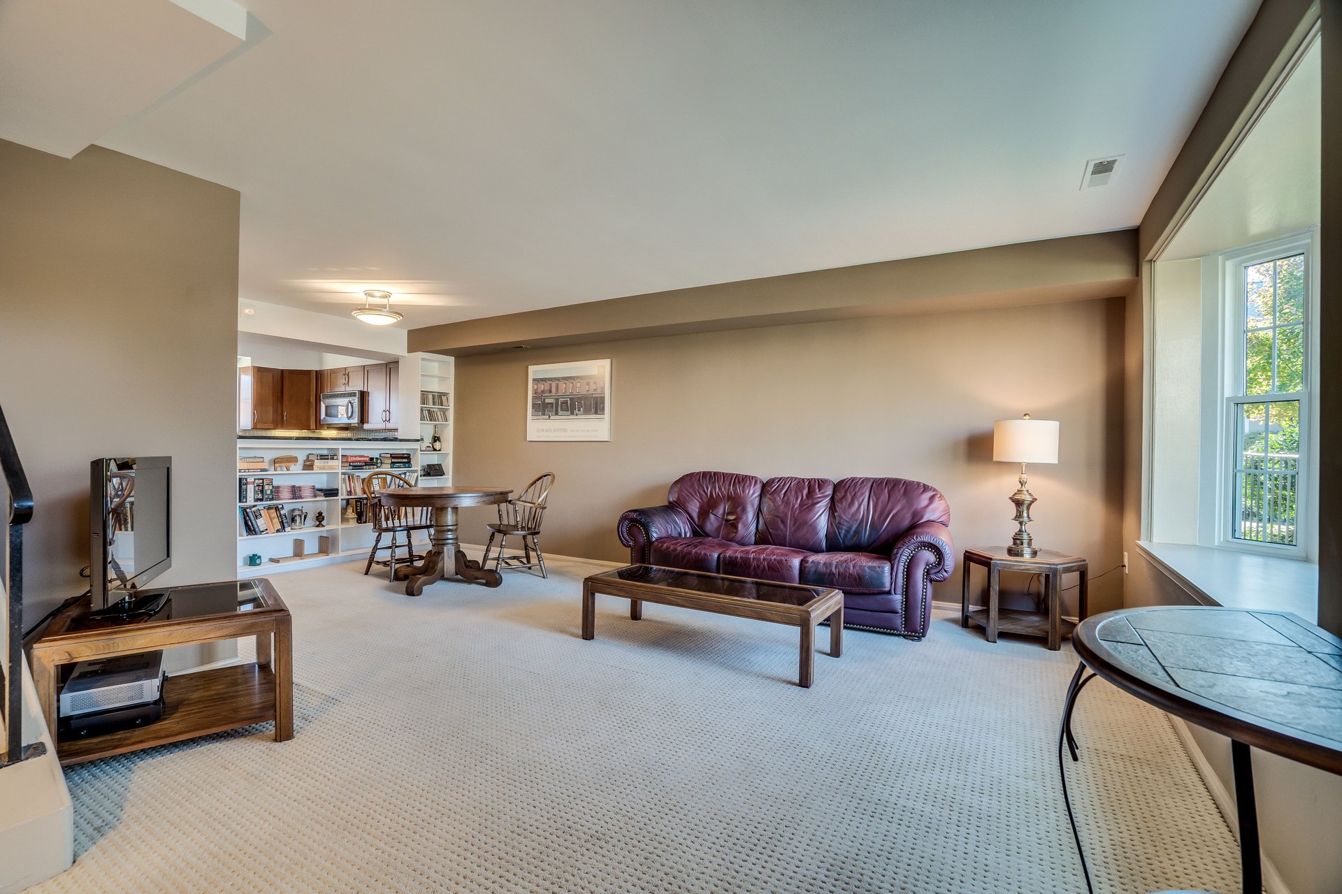3735 Jason Ave