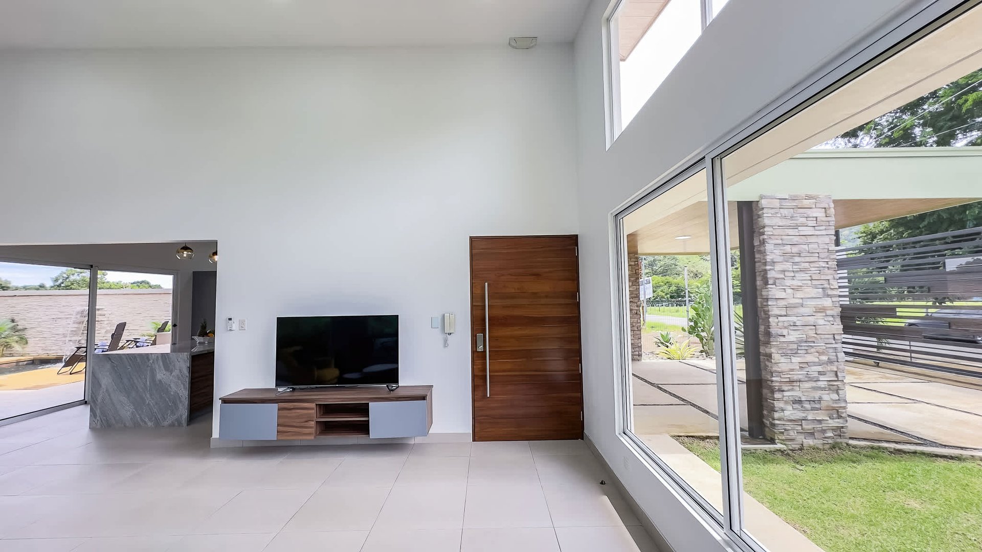 Uvita Paradise Brand New 3 Bedroom, 2.5 Bathroom Modern Home